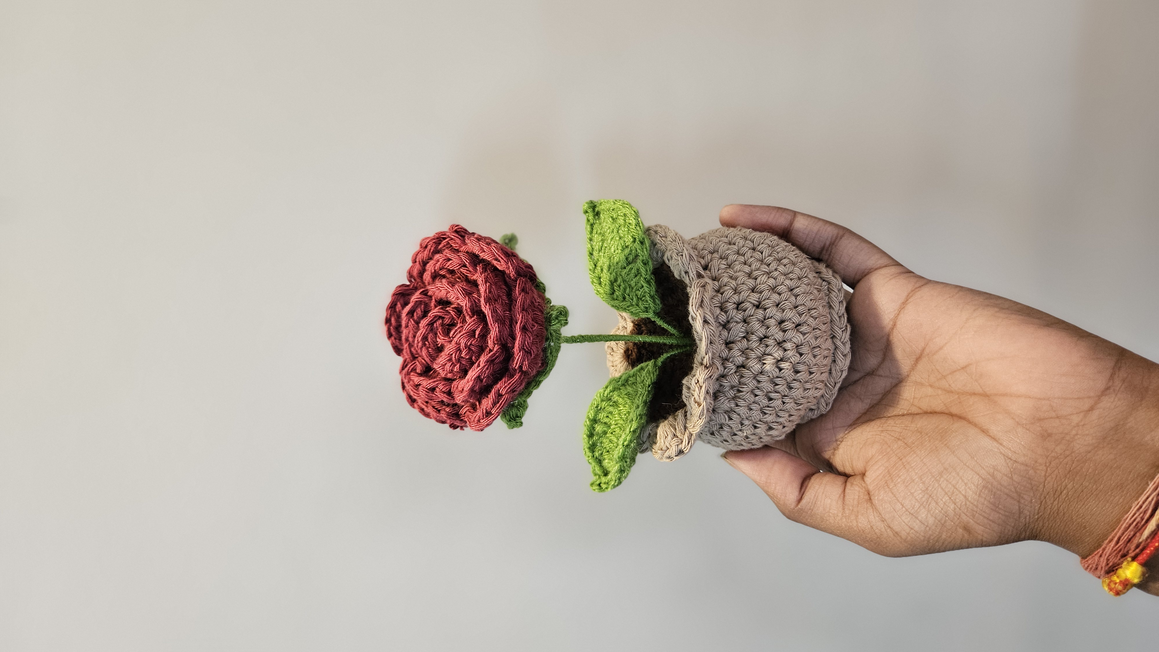Flower pot