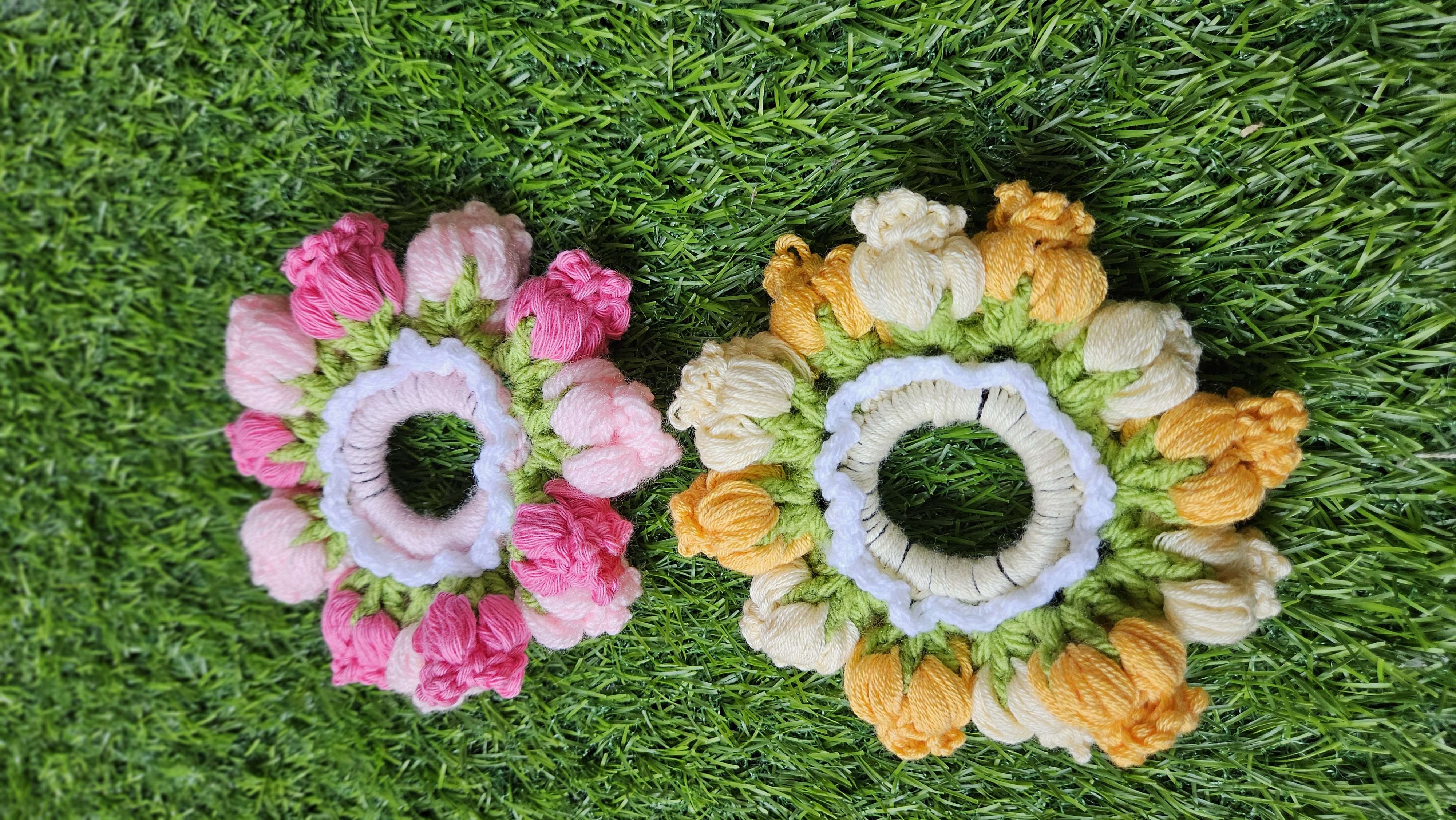 Gajra scrunchie