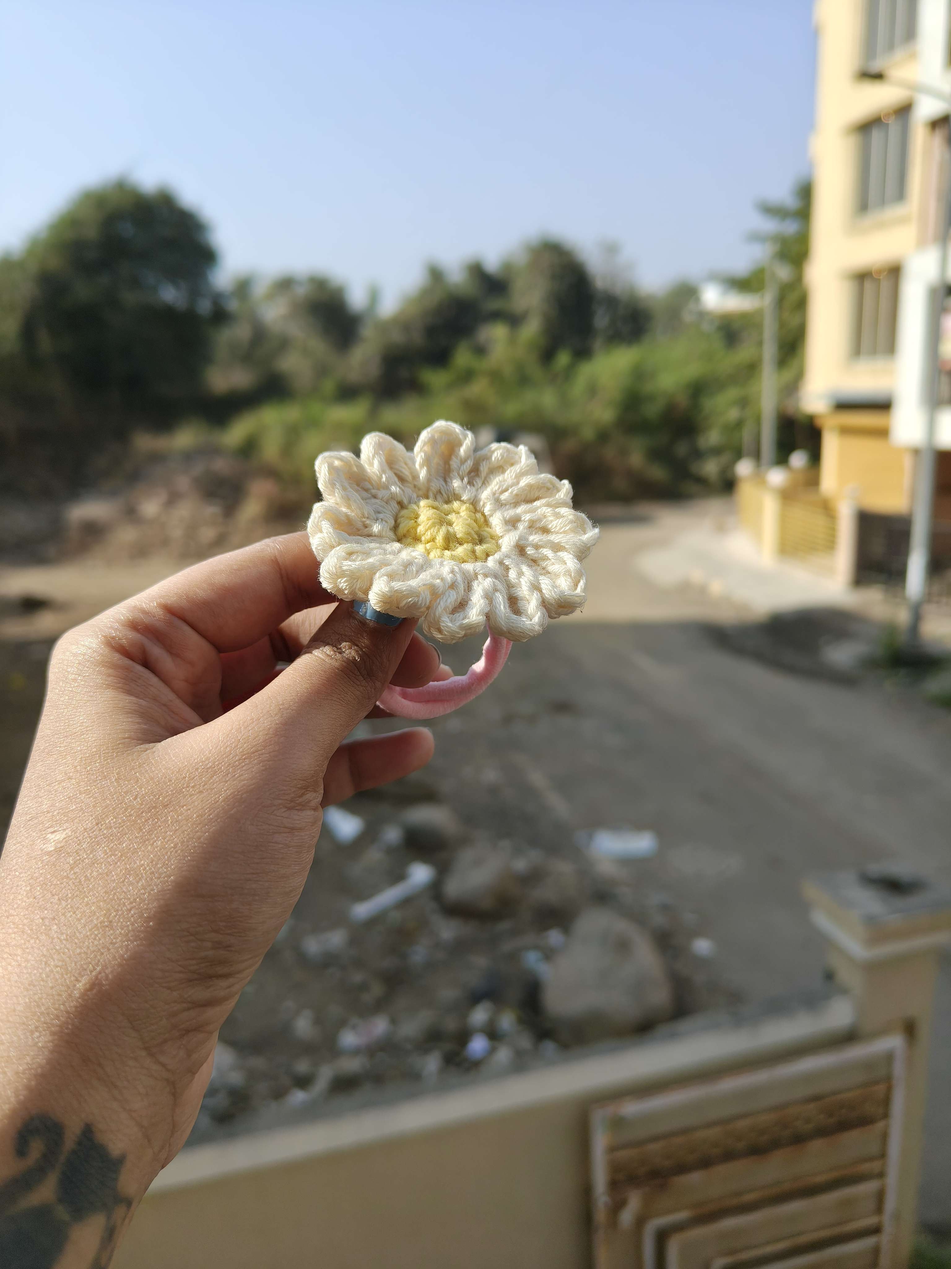 Daisy Hair Tie