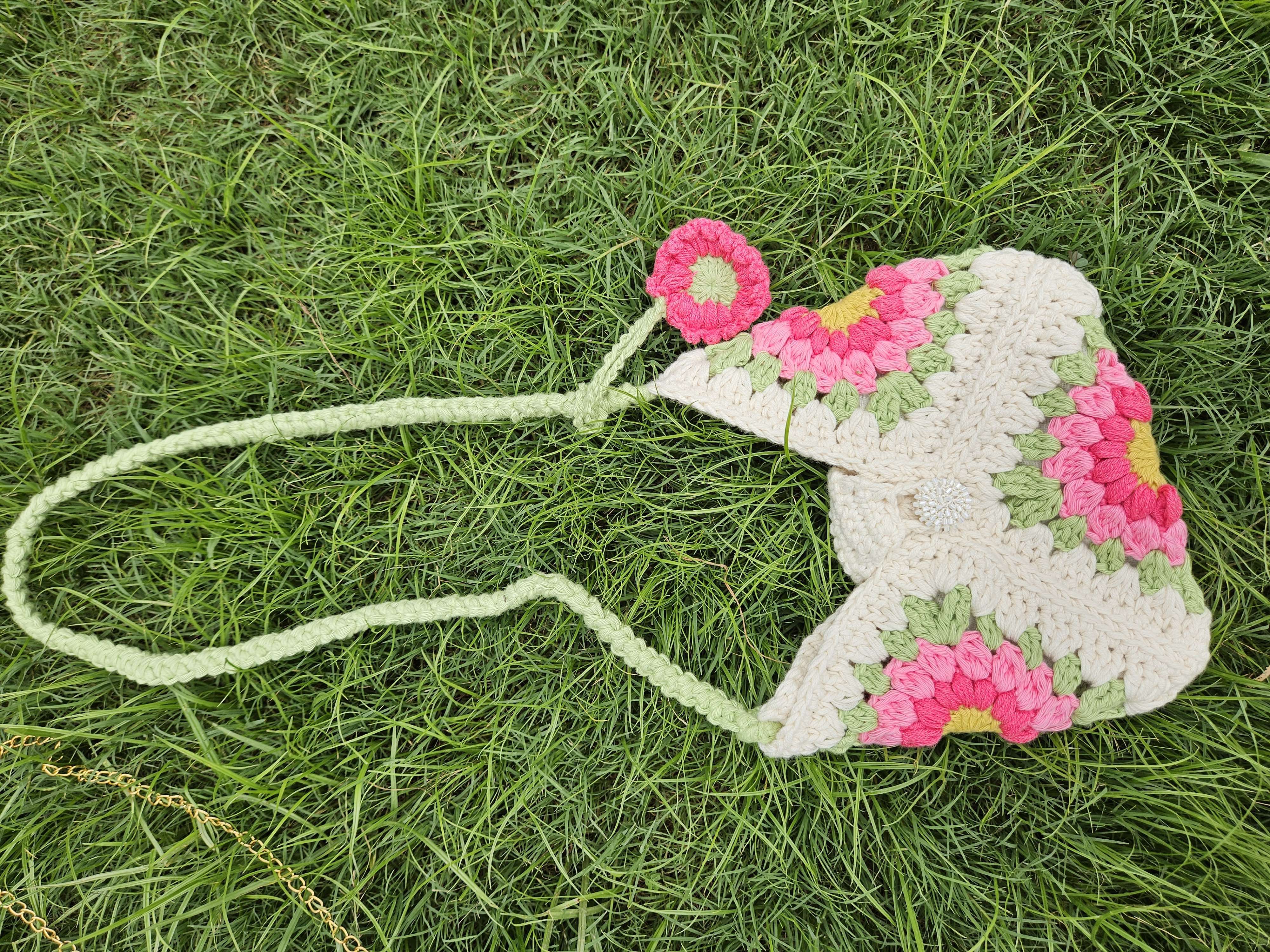 Granny square- flower design bag