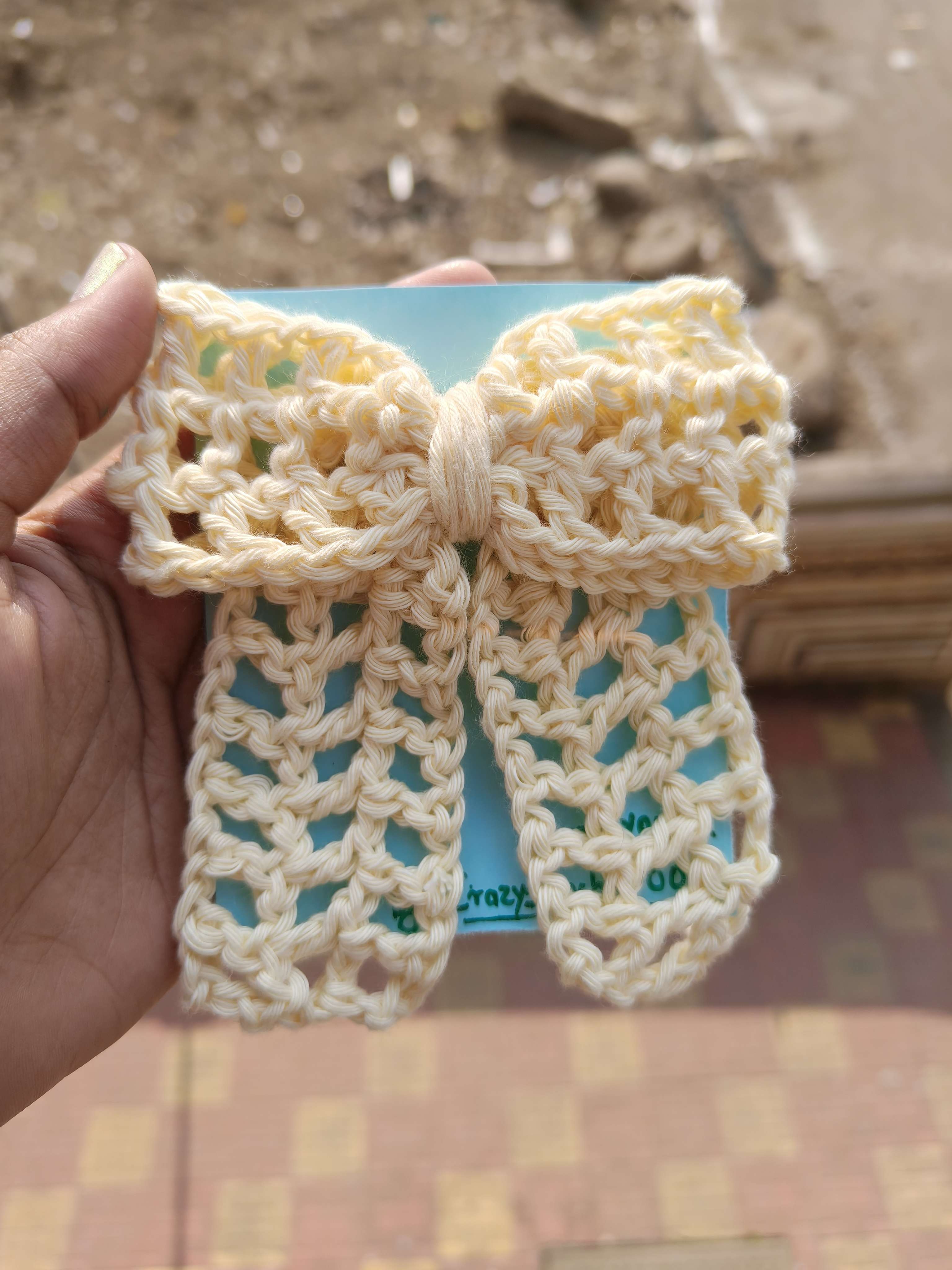White Mesh Bow Clip