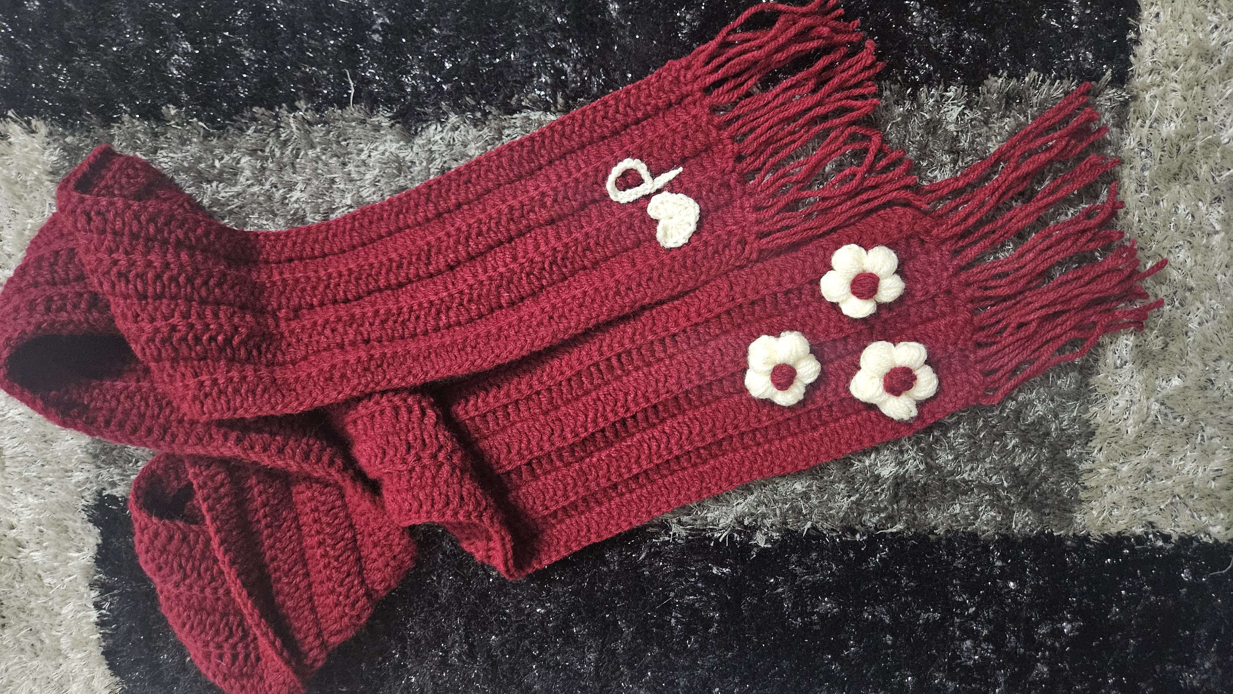 Mikasa scarf