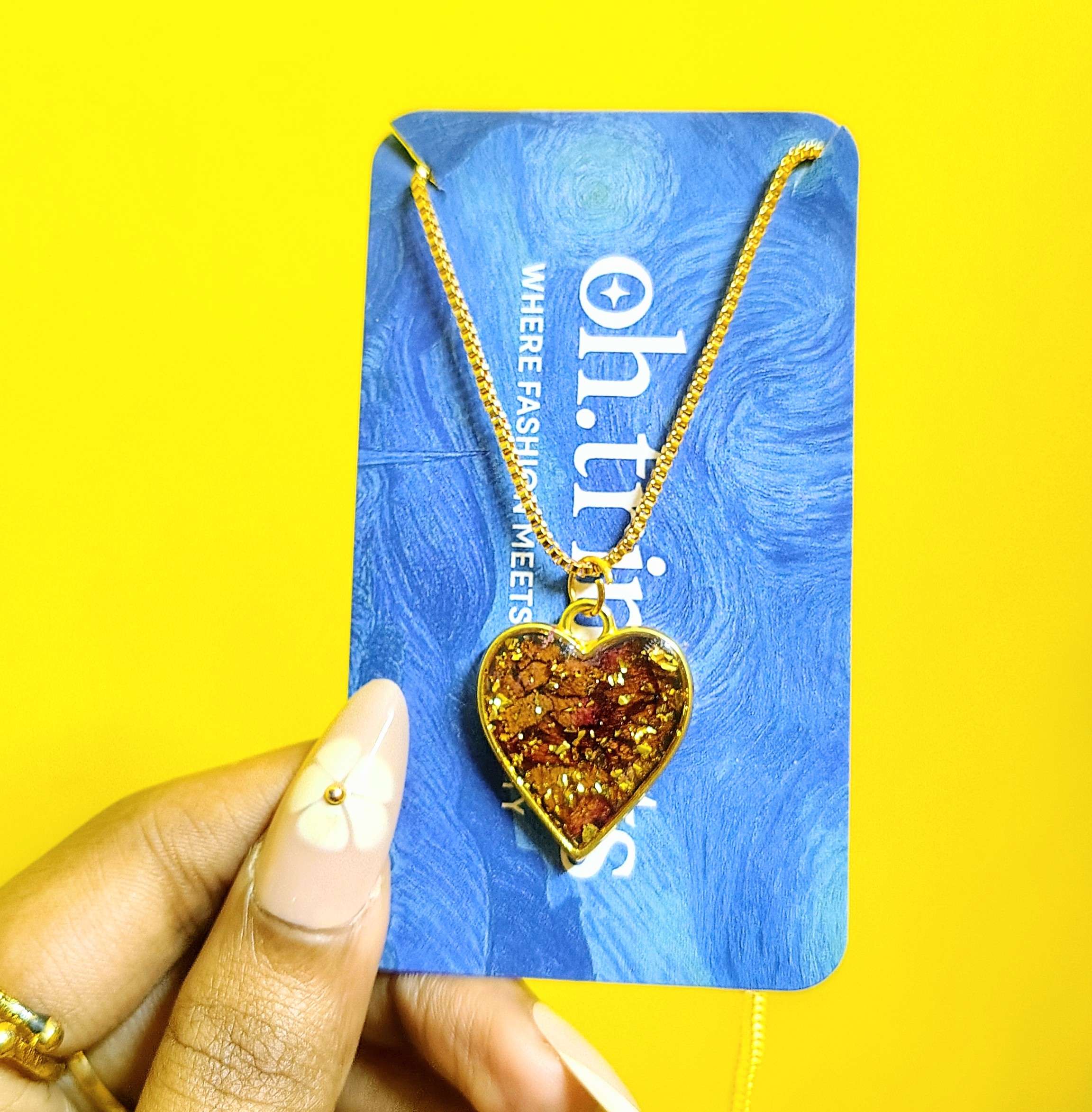 Preserved rose pendant