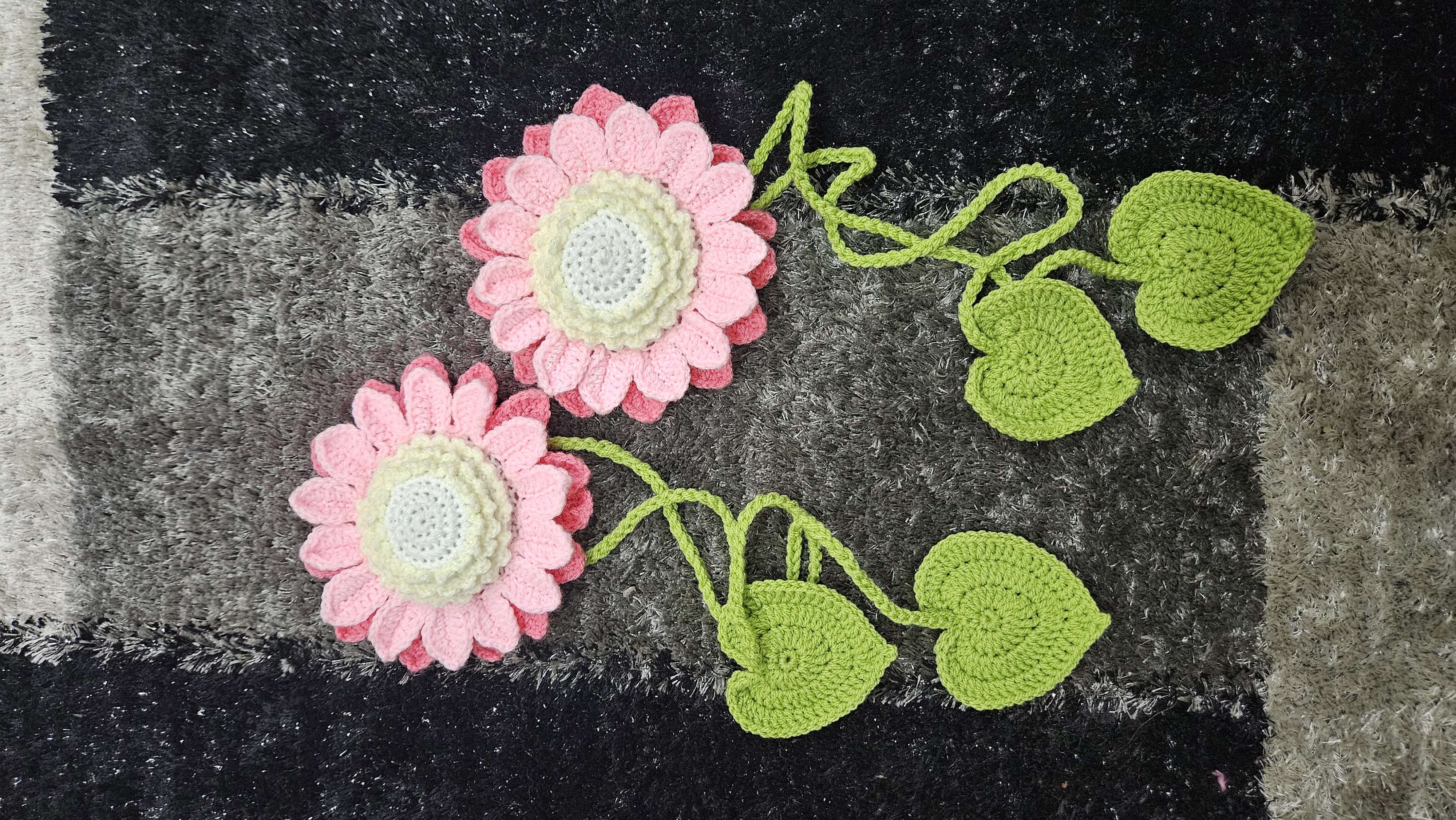 Pink 3D  Sunflower curtain ties