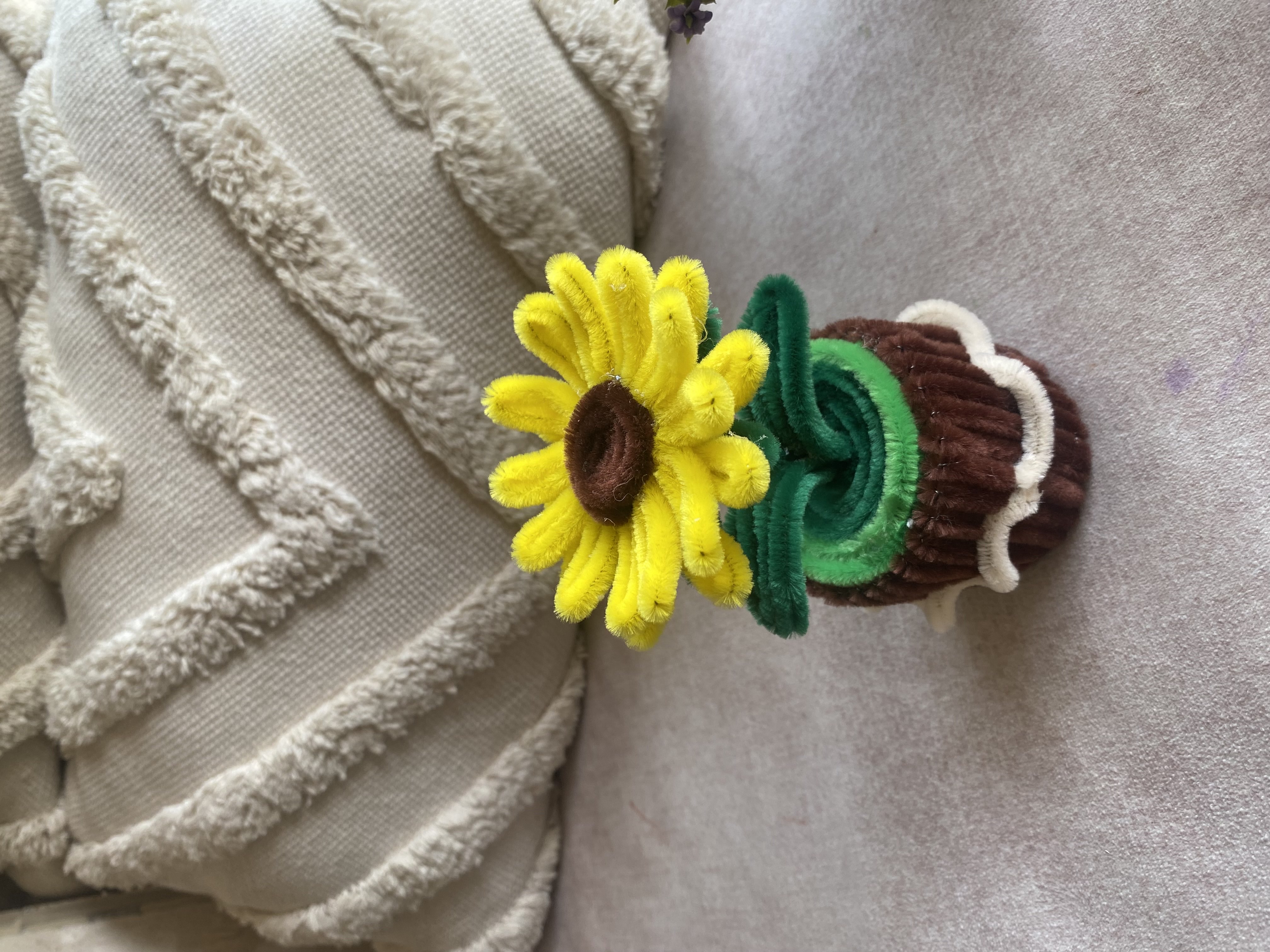 Sunflower Desk buddy
