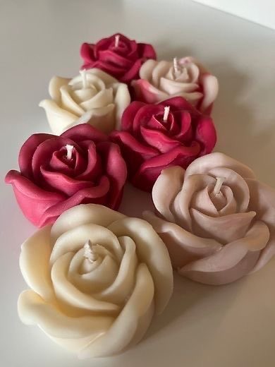 Rose candle