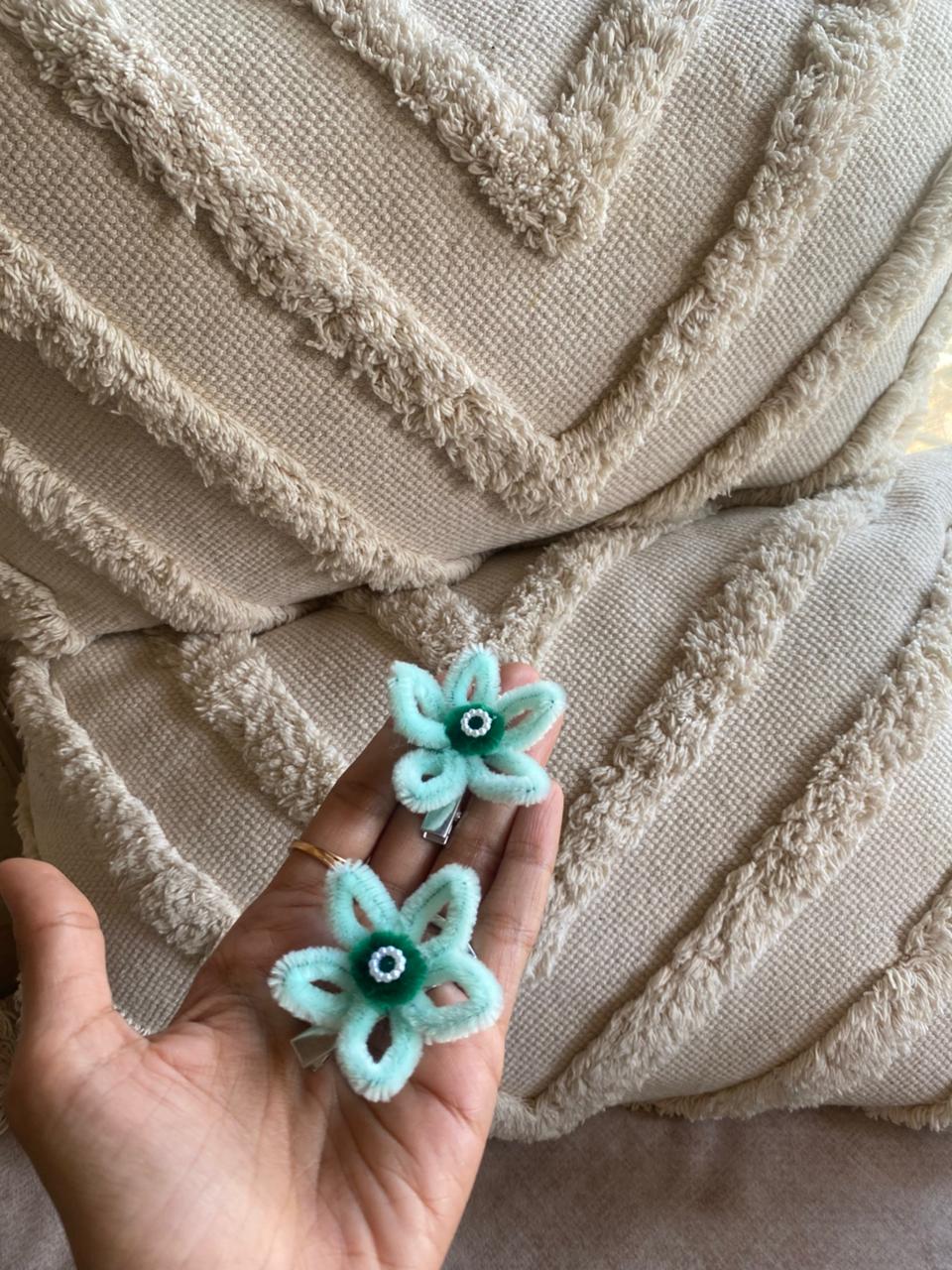 Flower Pair Hairpin