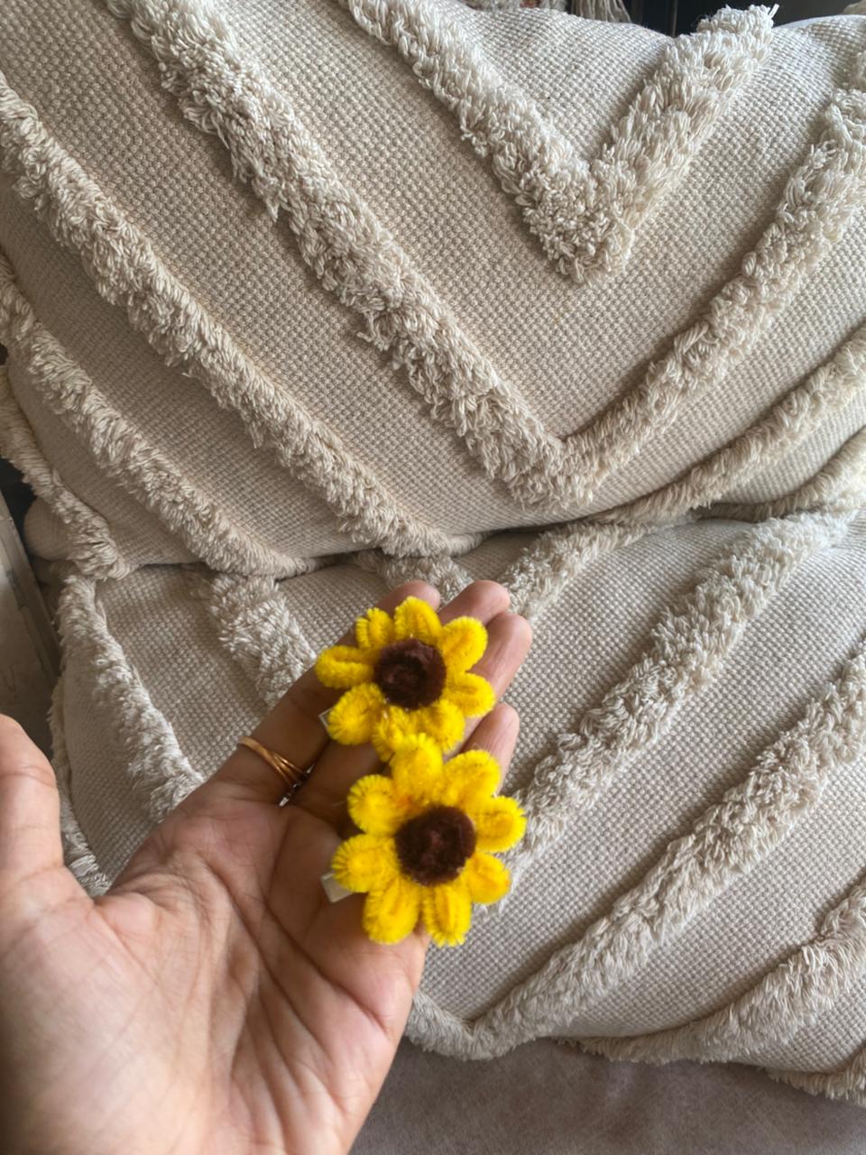 Small Sunflower Pair Hairpin