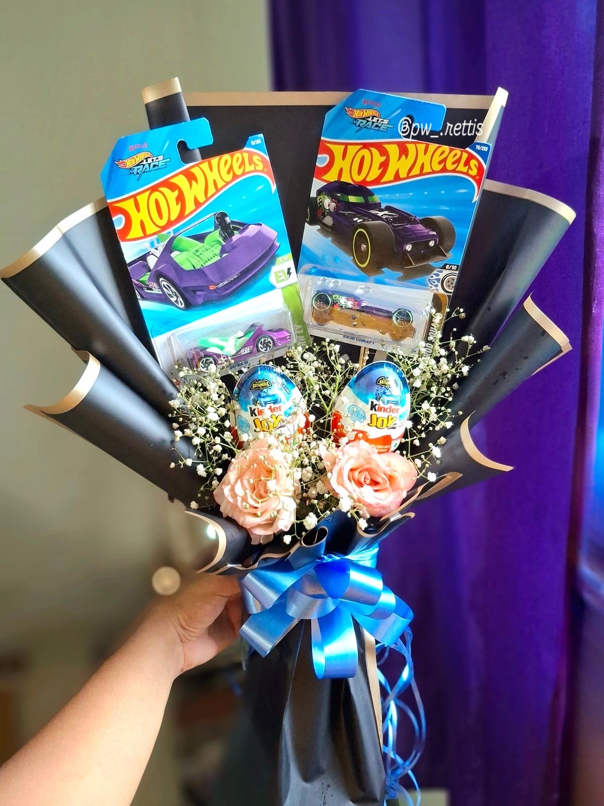 Double Hotwheels bouquet