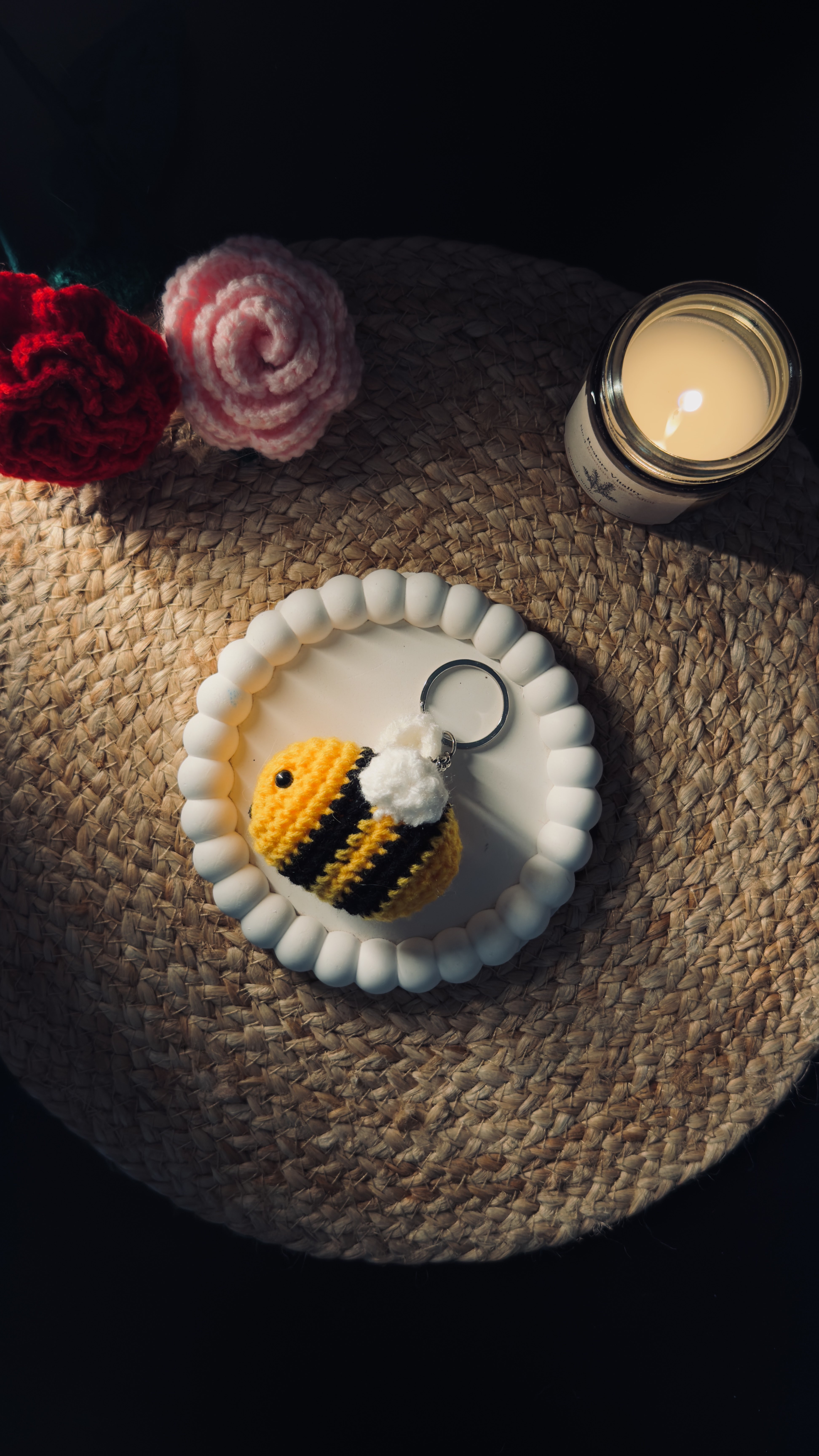 Honeybee keychain image 3