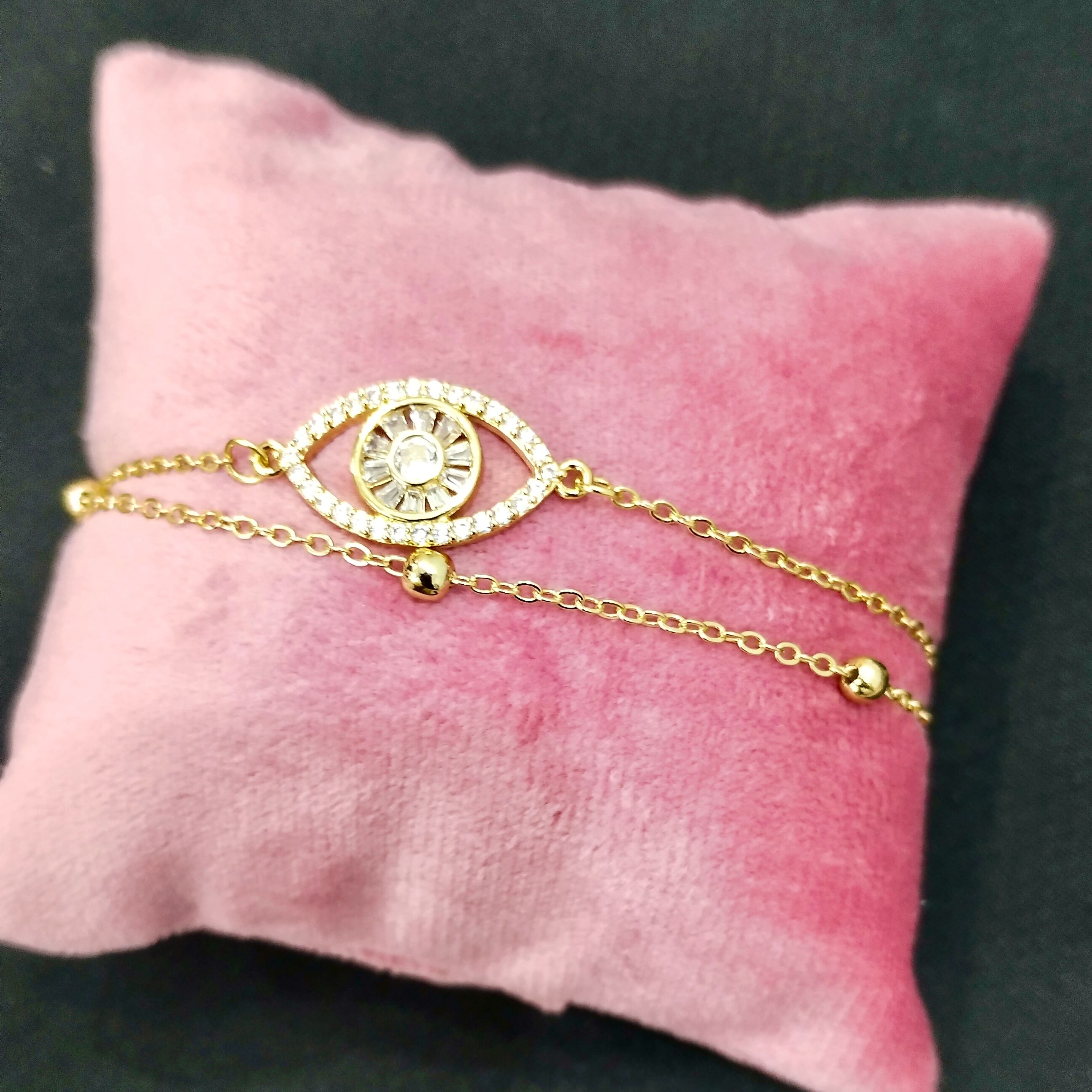 Gold Evil Eyes Bracelet