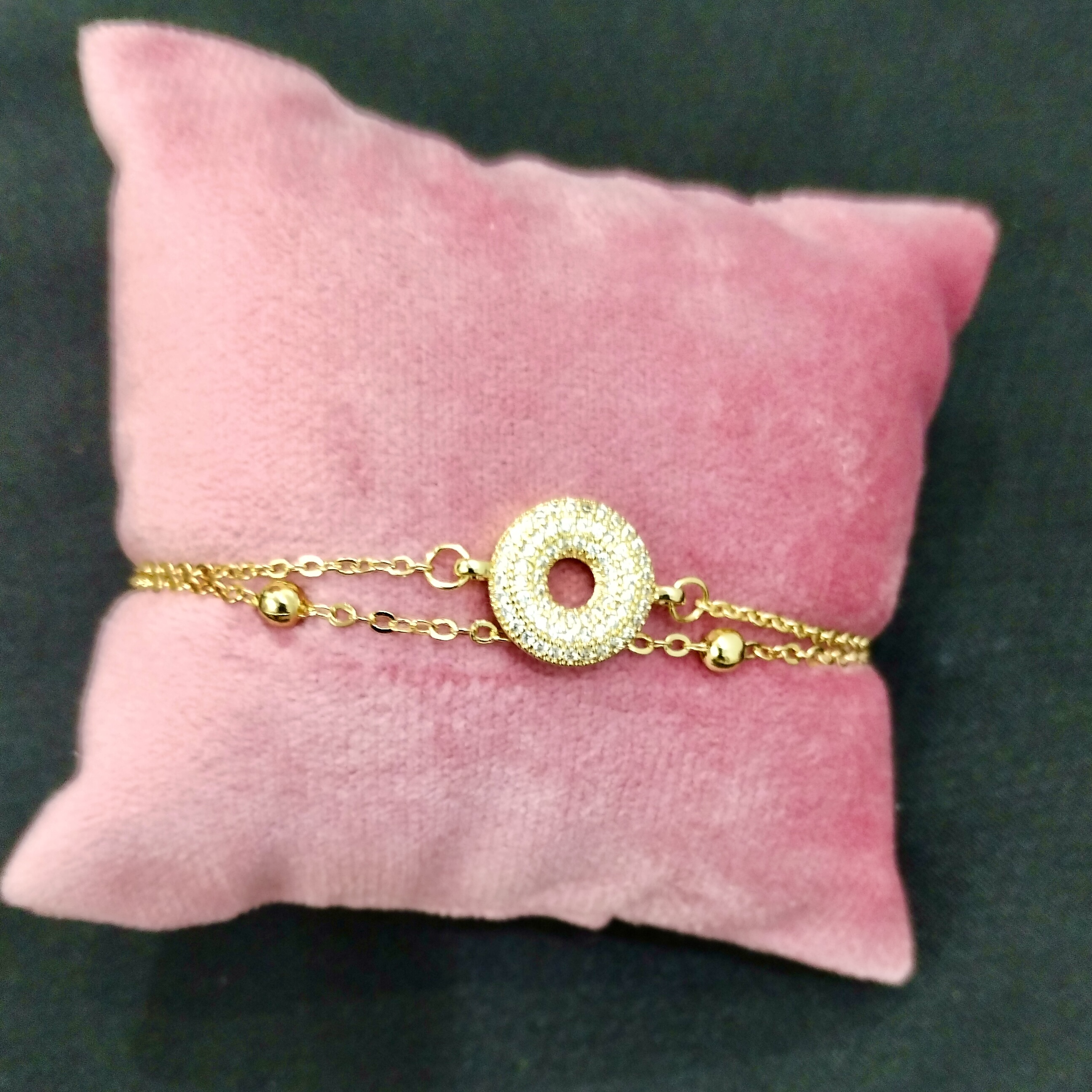 Gold Crystals Circle Bracelet