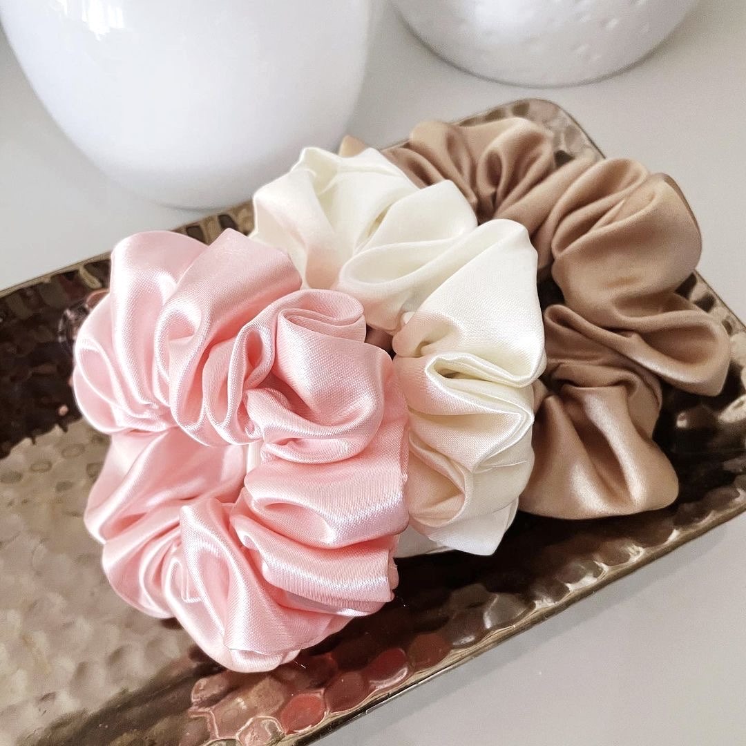 Satin scrunchies- SOFT AURA