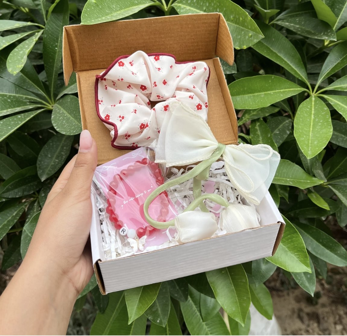 Cherry gift box