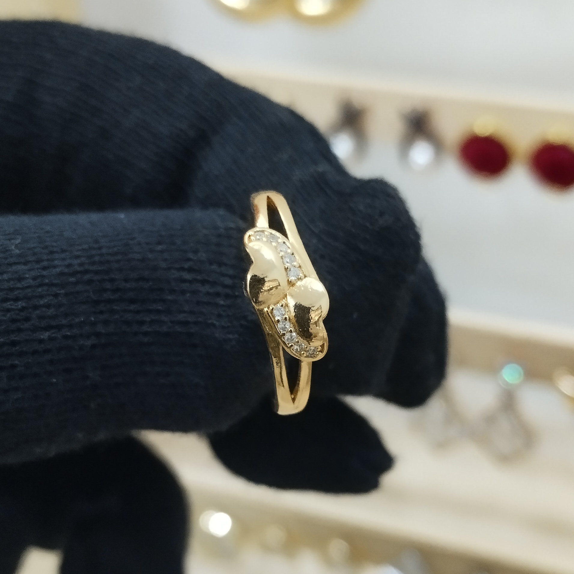 GoldDiamond Ring