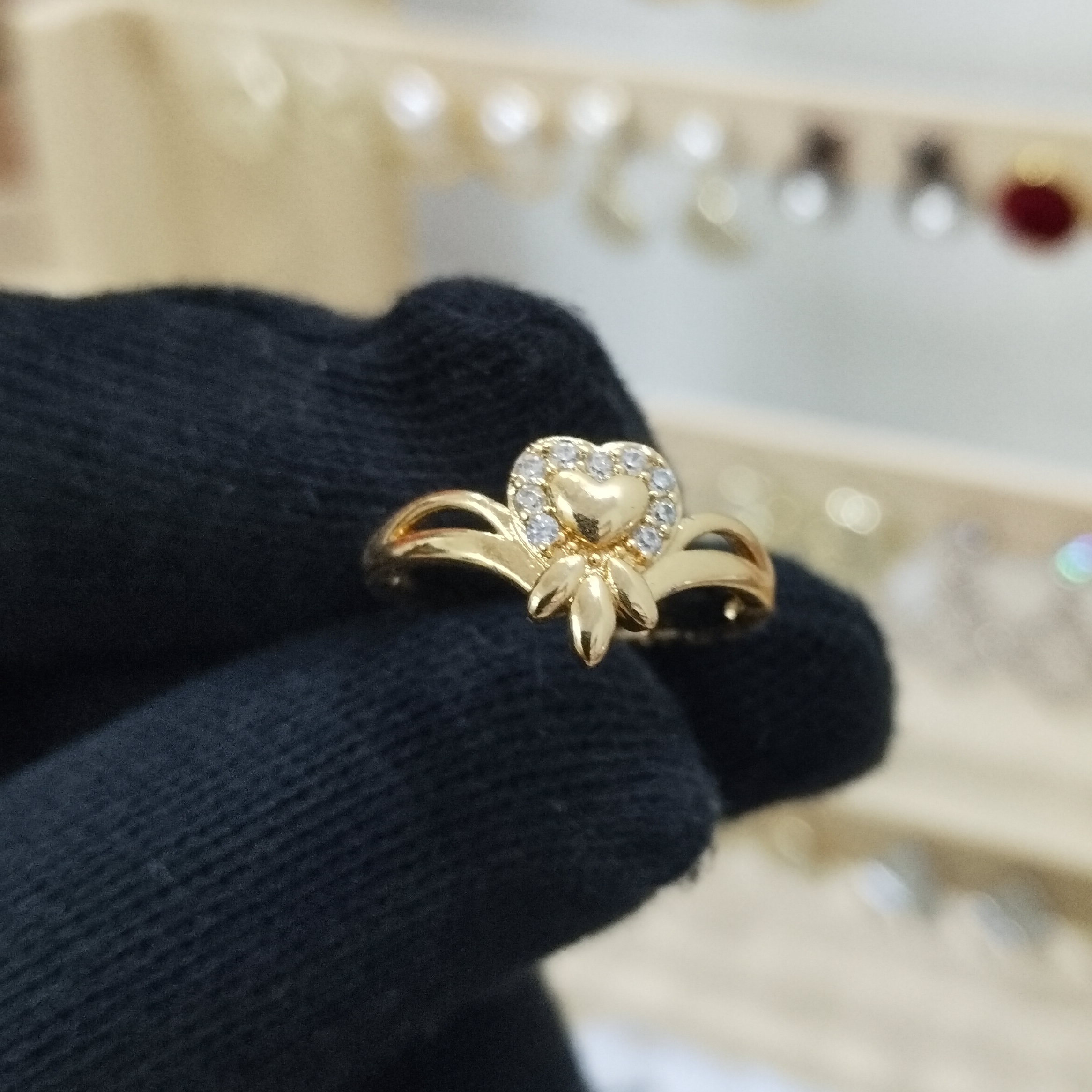 Golden Heart Diamond Ring