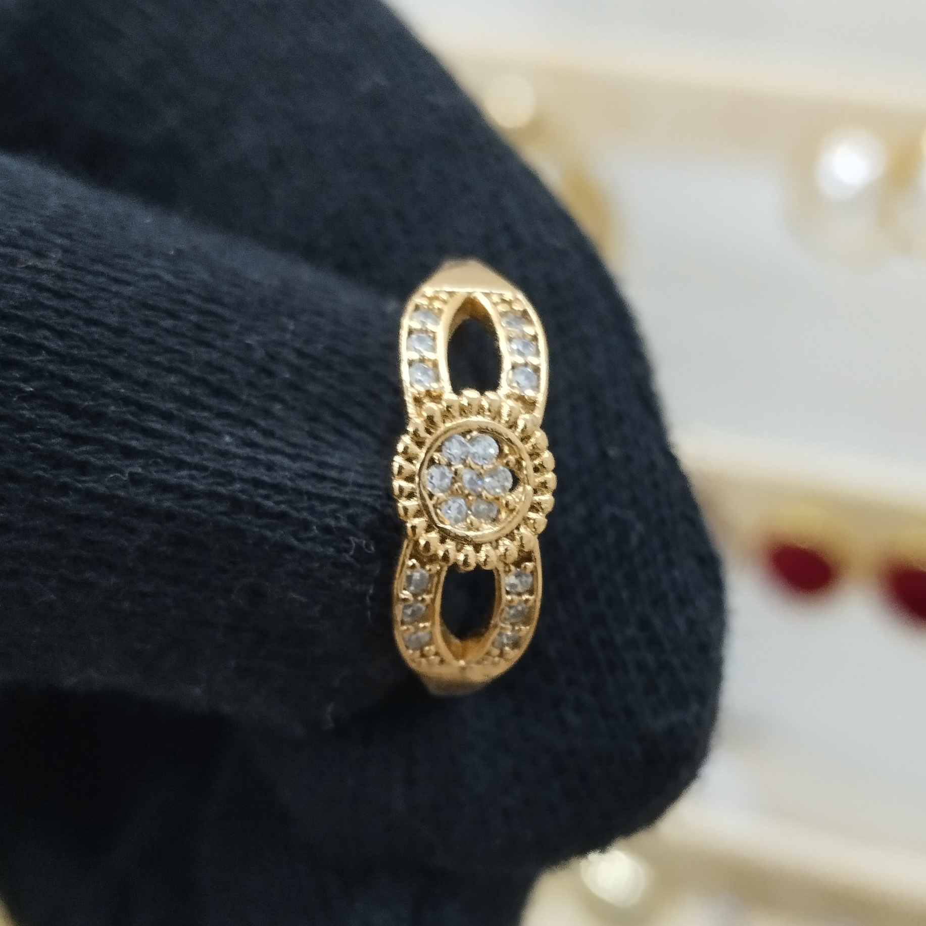 Goldee Crystal Rings