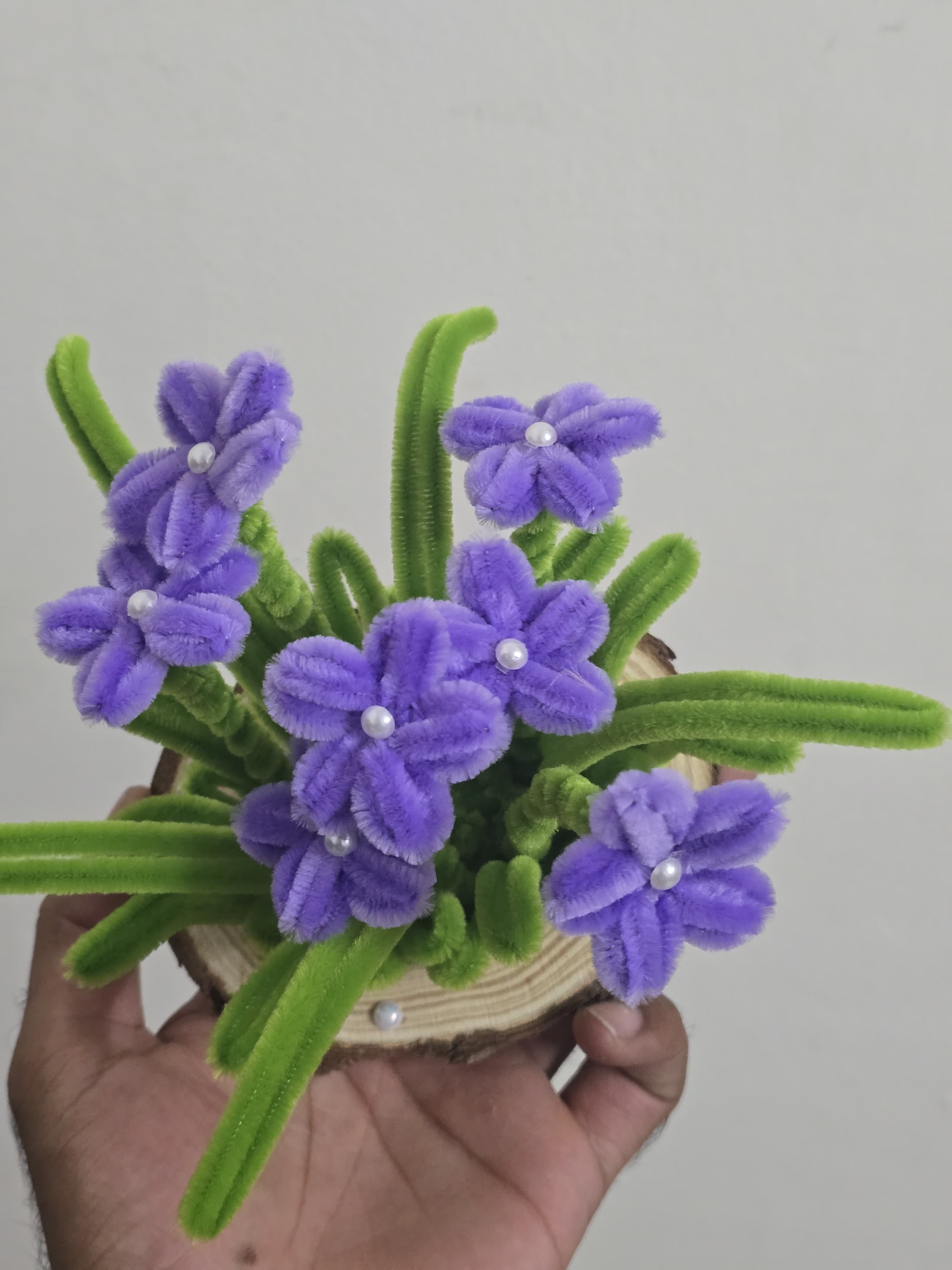 Desk flowers thumbnail 2