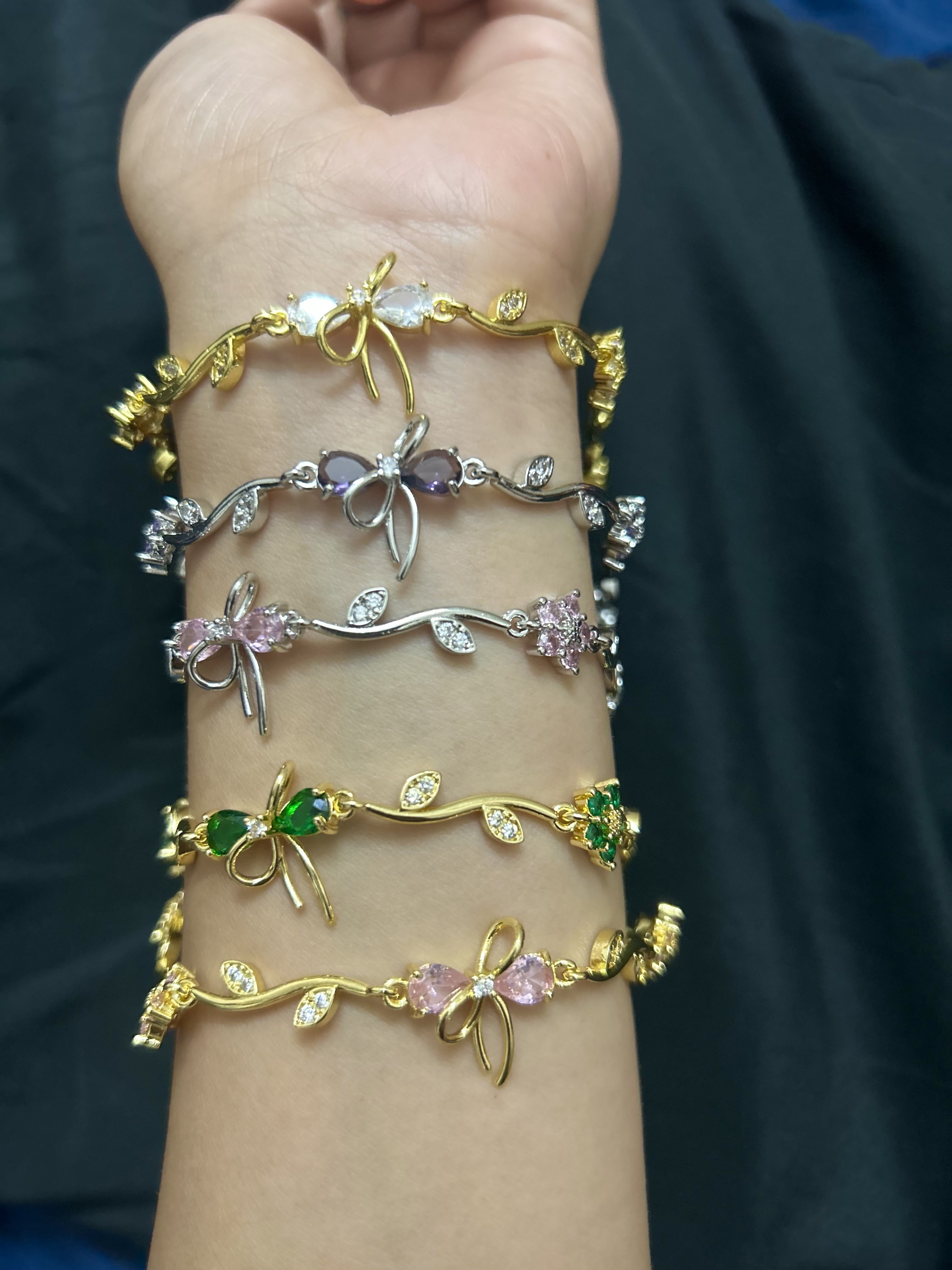 Bow bracelet