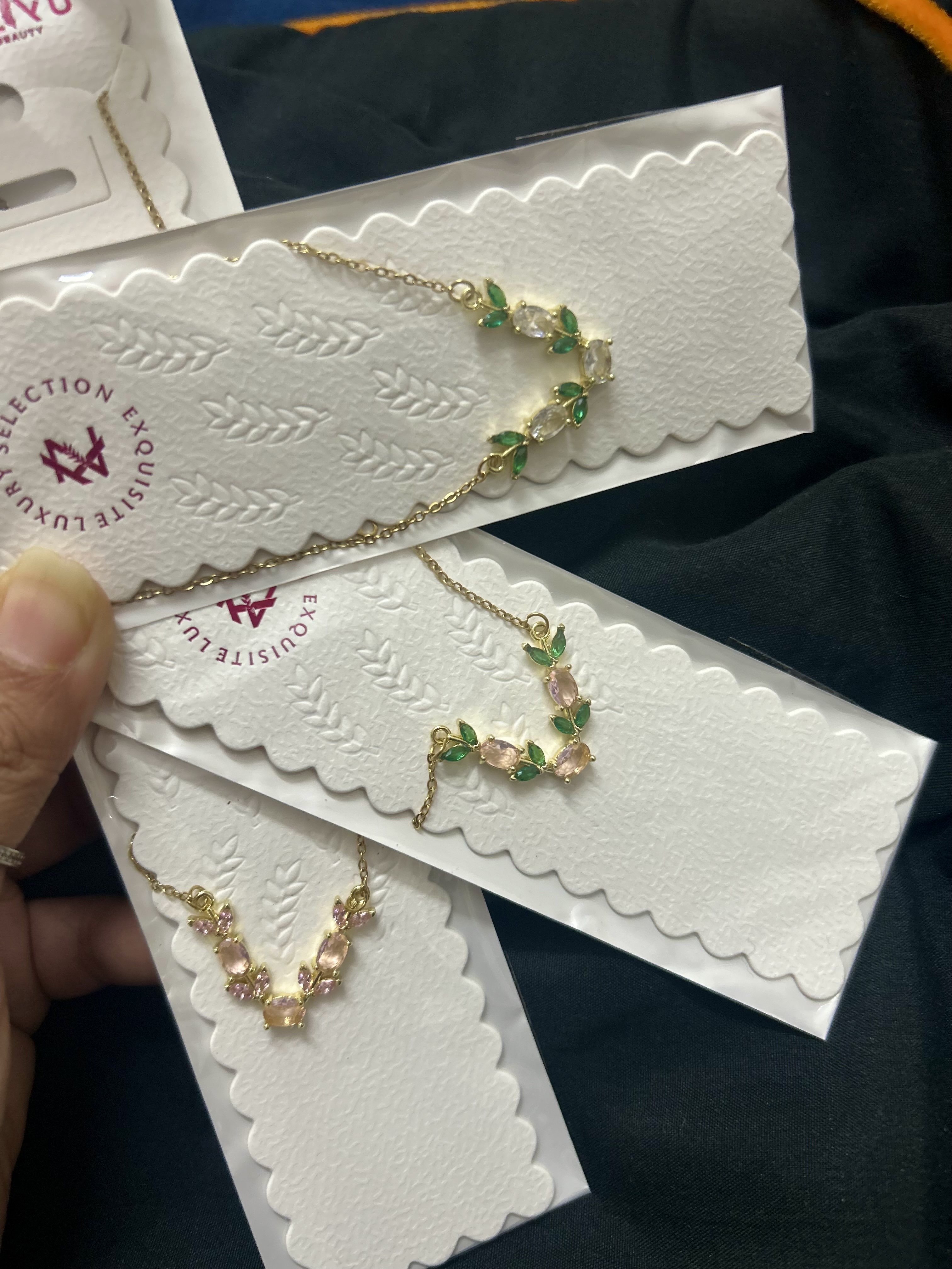 Tulip chain thumbnail 2