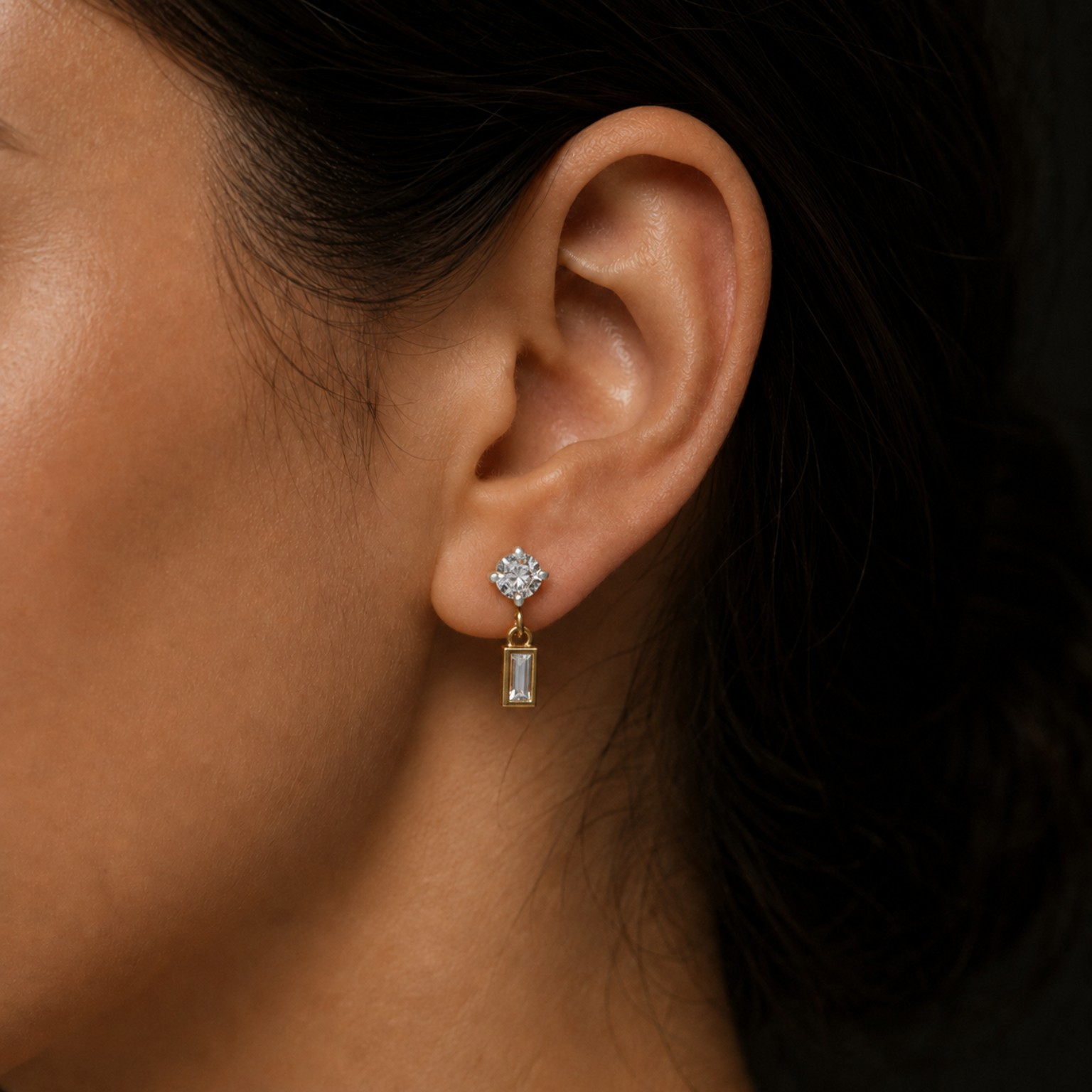 Elara Crystal Earrings