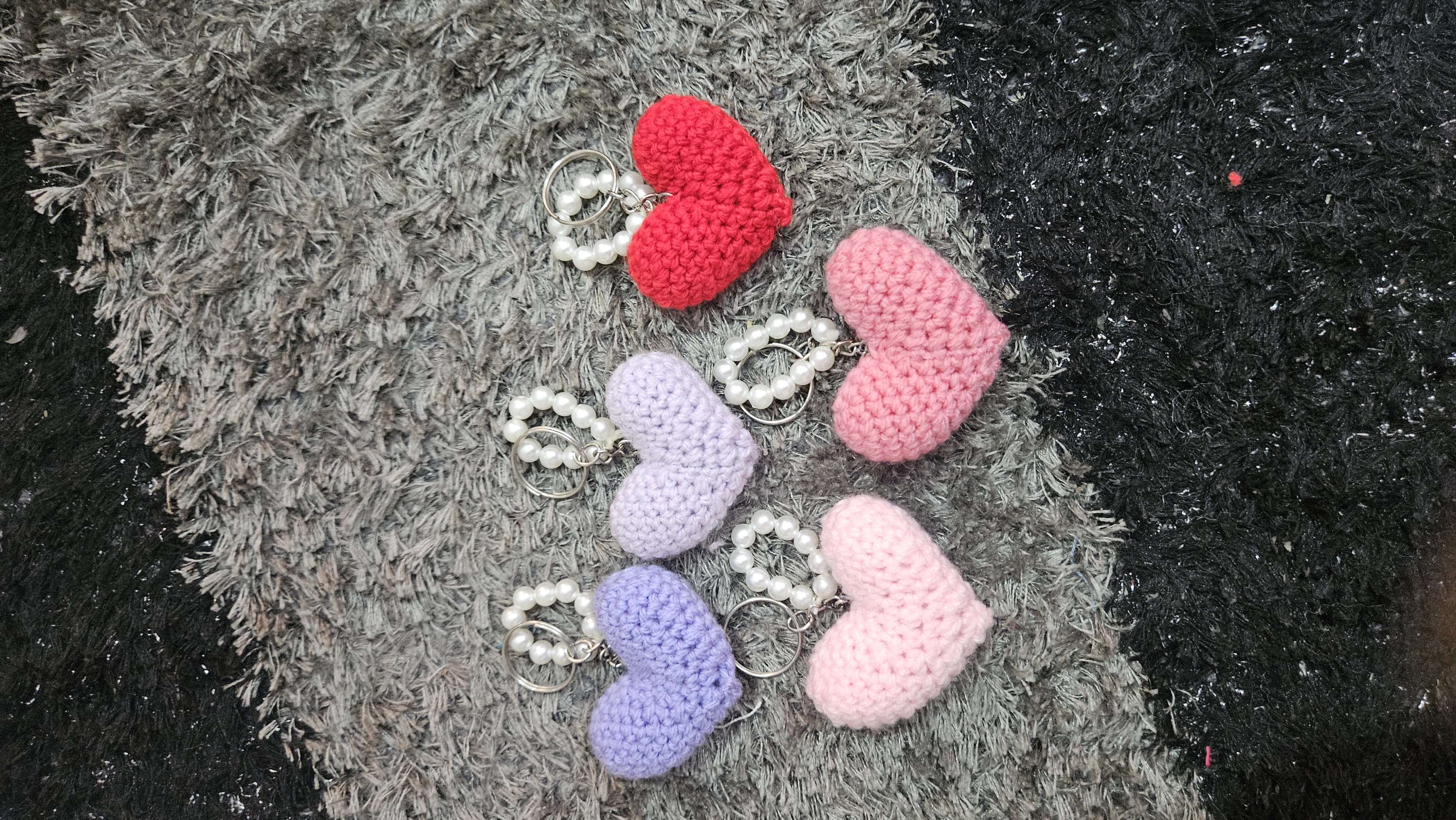 Heart with pearls keychain