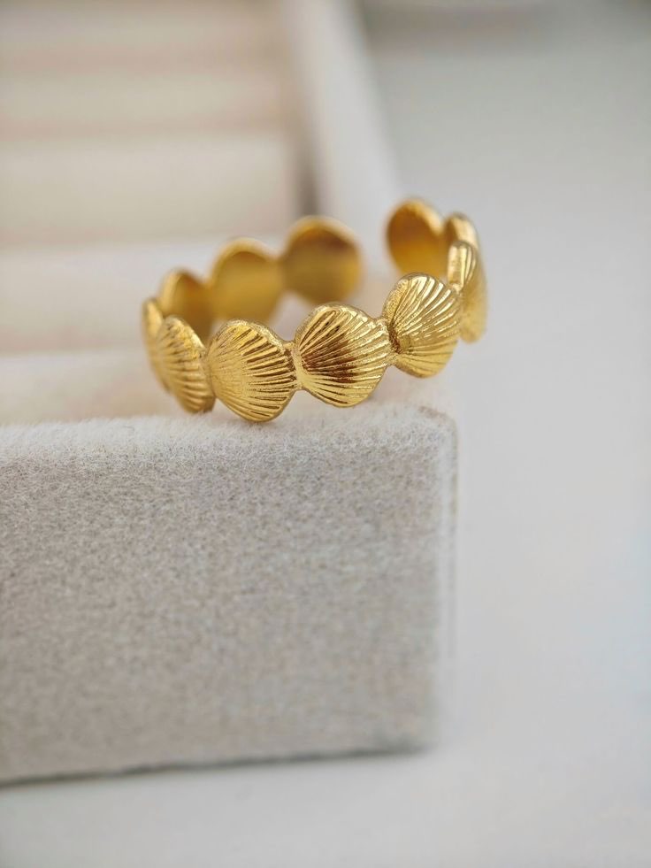 Shell ring
