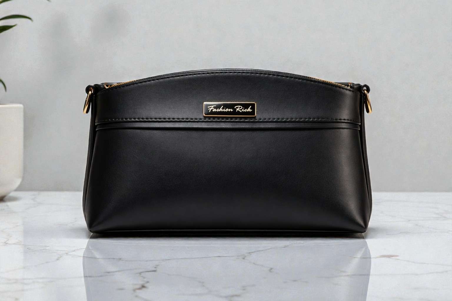 Black handbag leather shoulder strap bag
