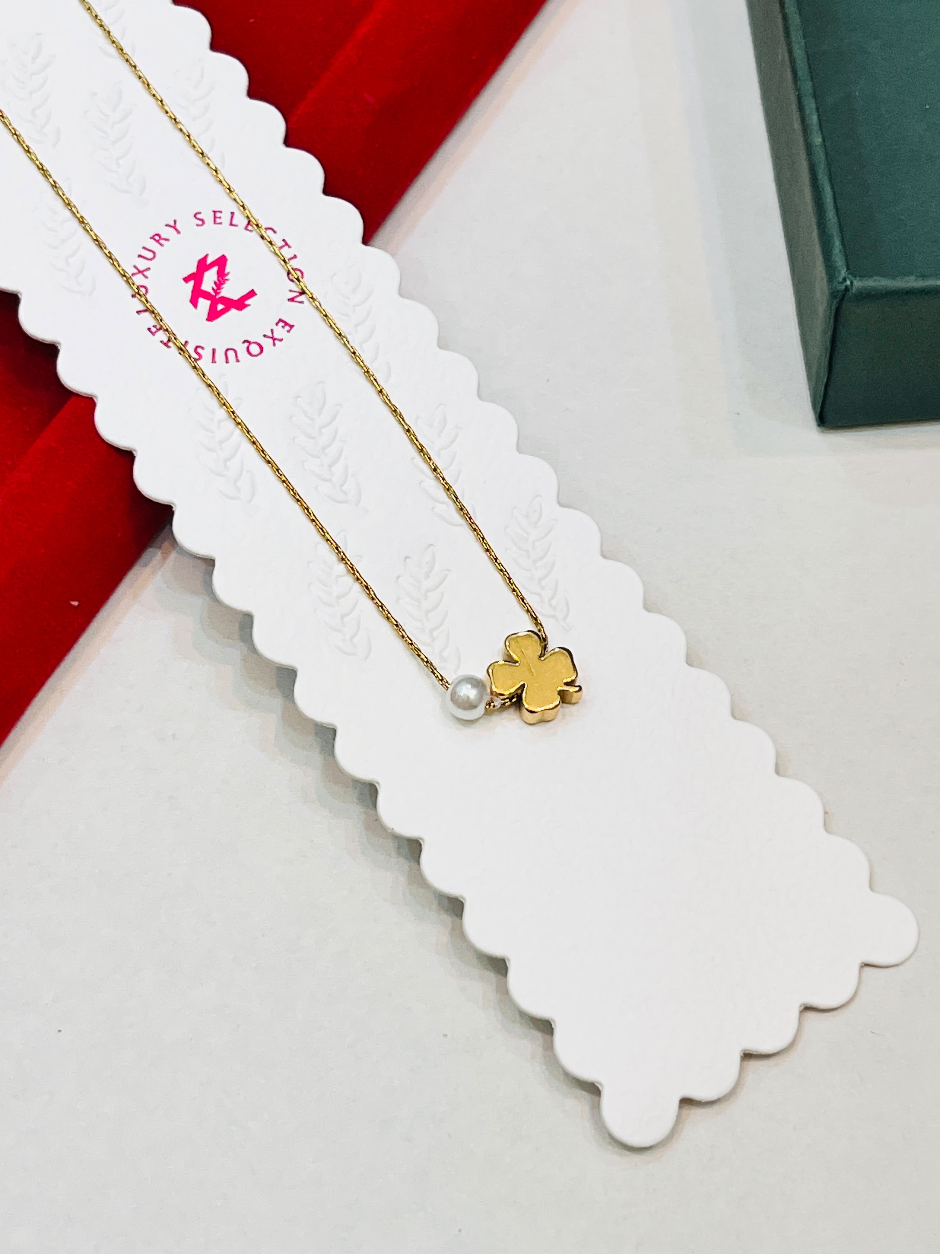 Small pendant