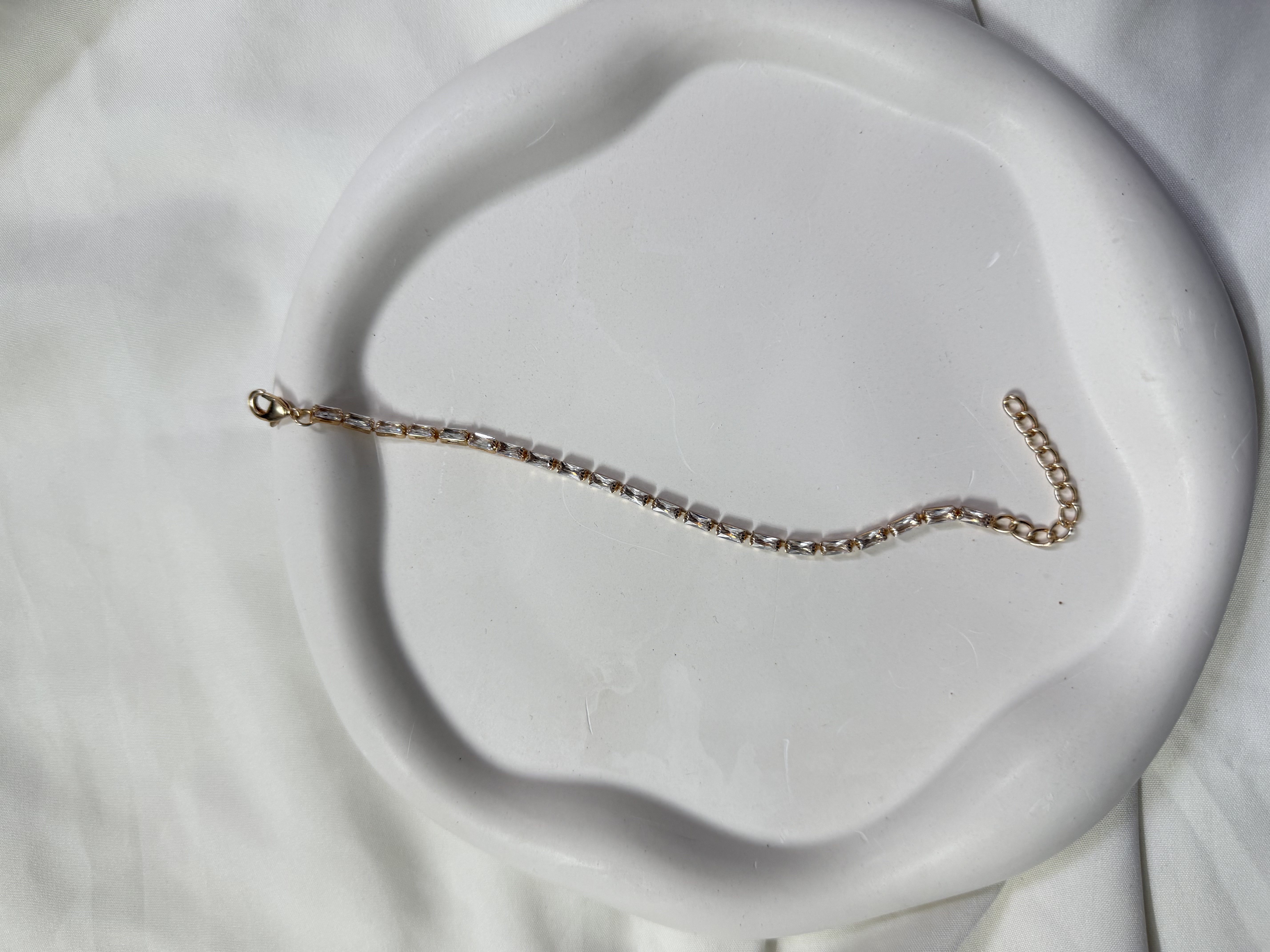 Rede gold tennis bracelet