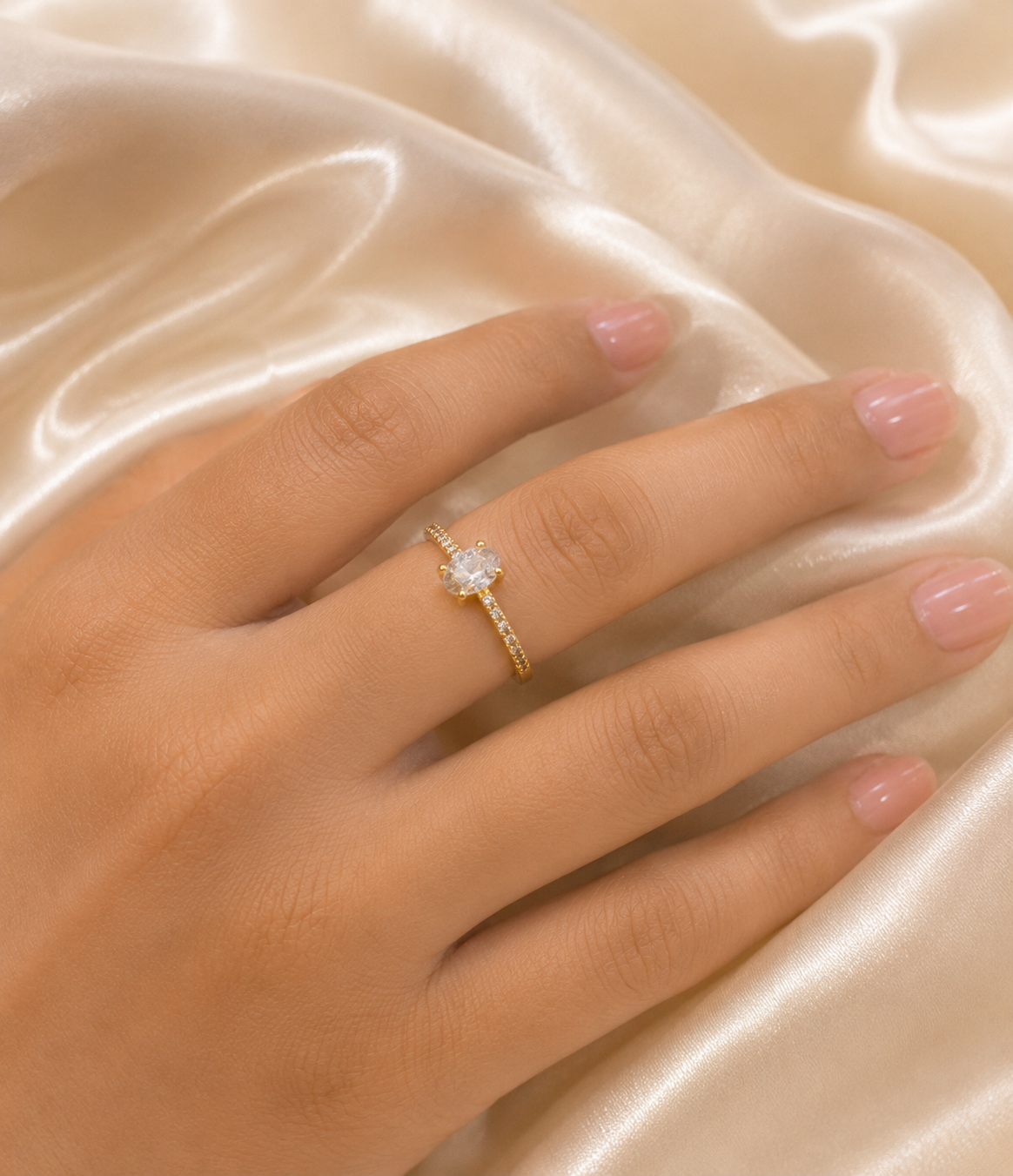 Sleek diamond ring