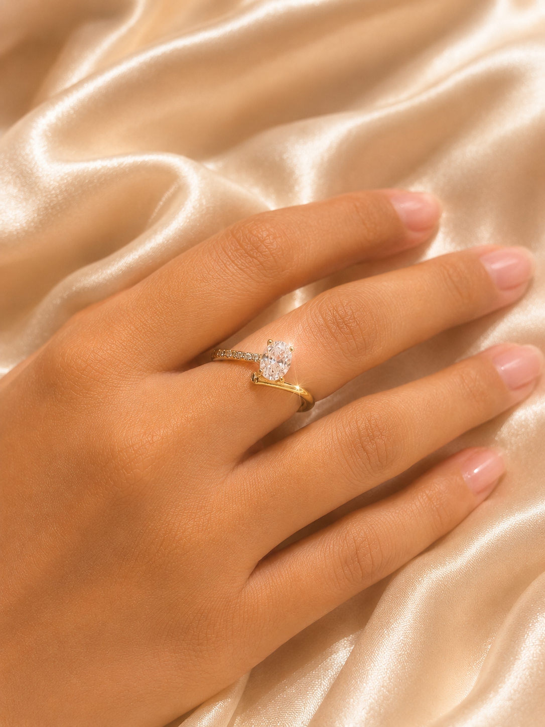 Sparkling Solitaire Ring