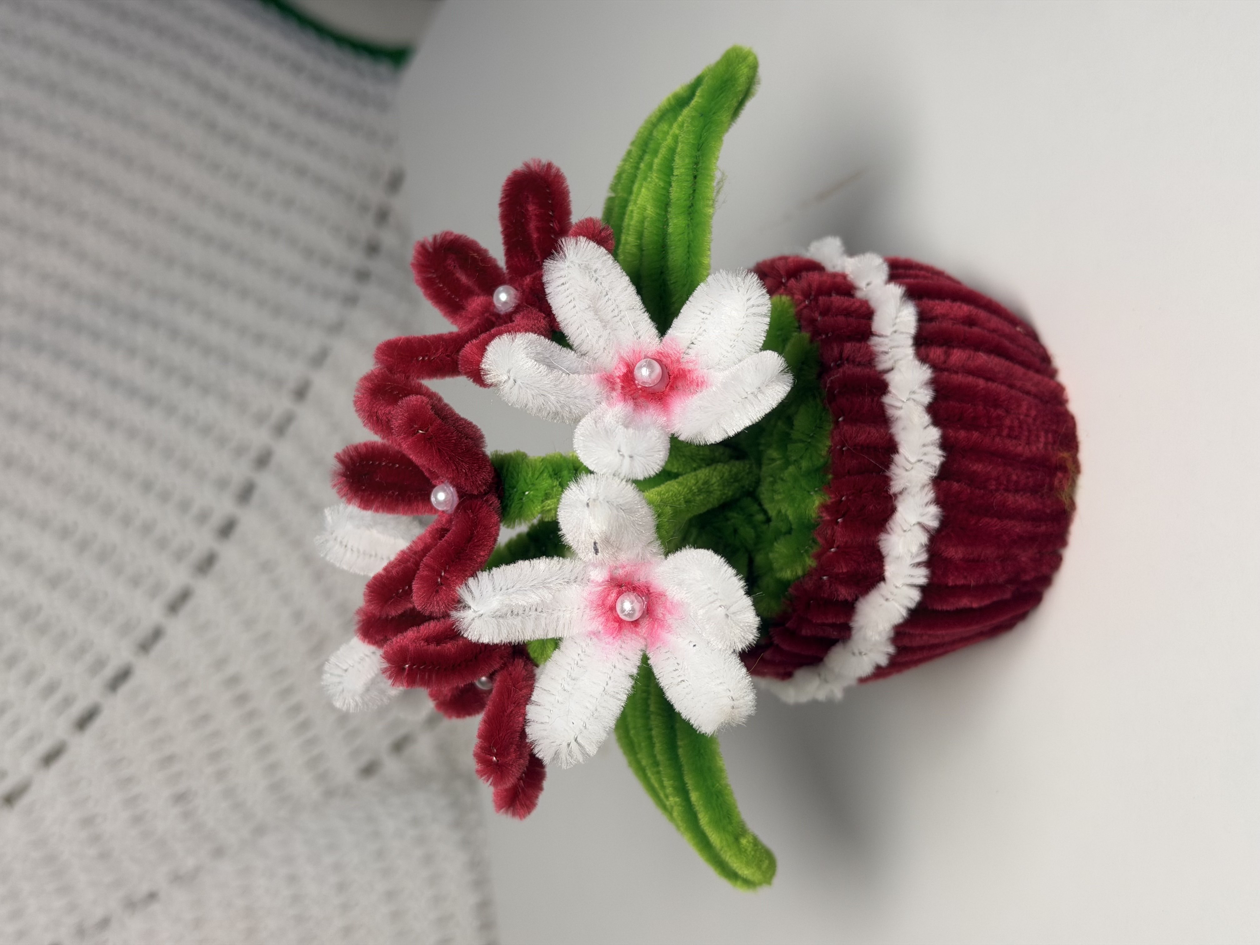 Mini daisy flower pots thumbnail 2