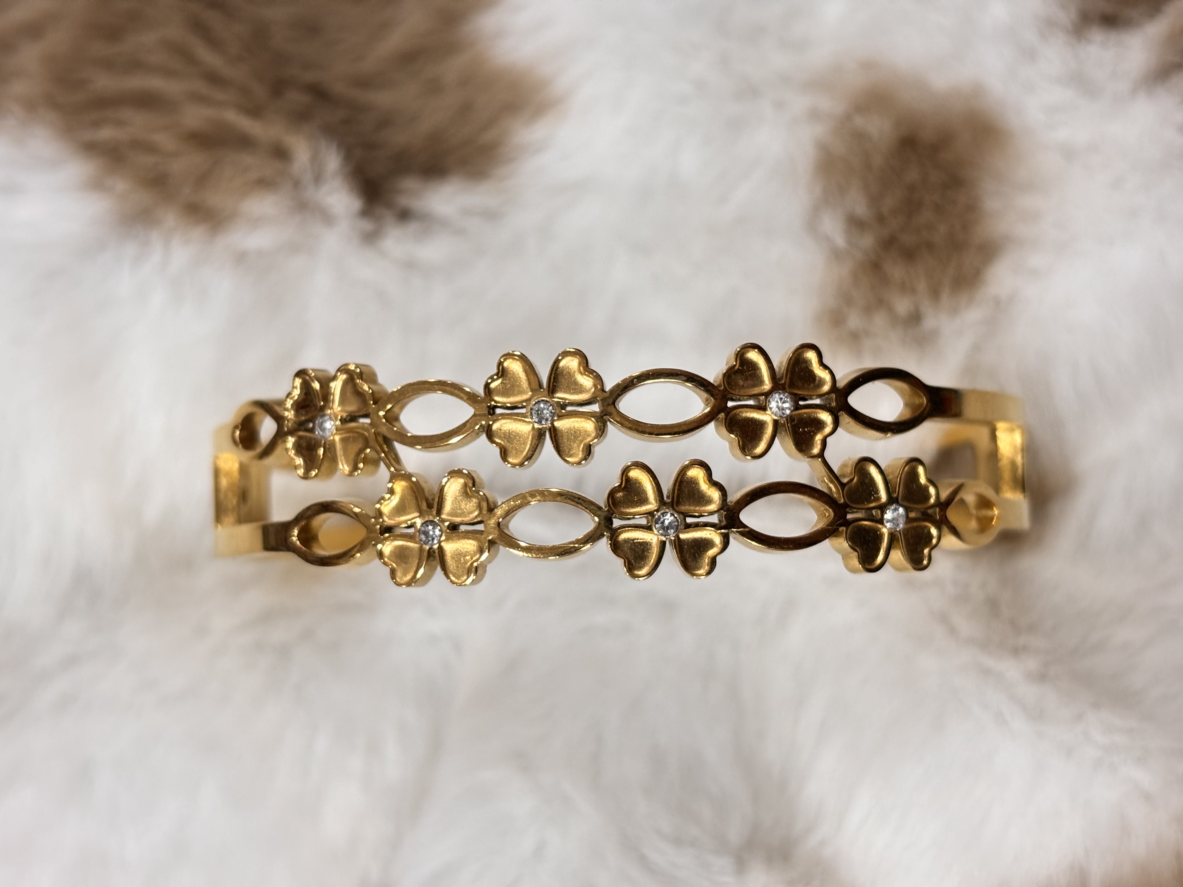 Four heart bracelet