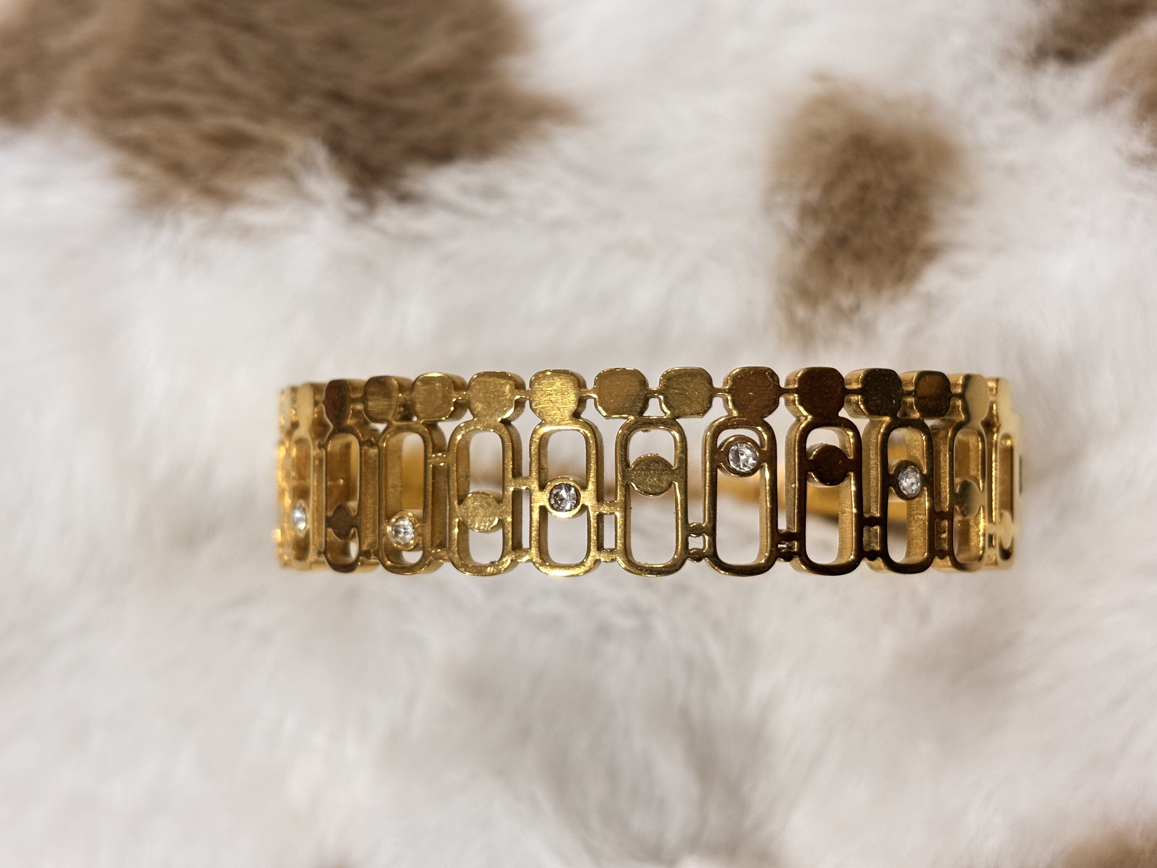 Antitarnish bracelet
