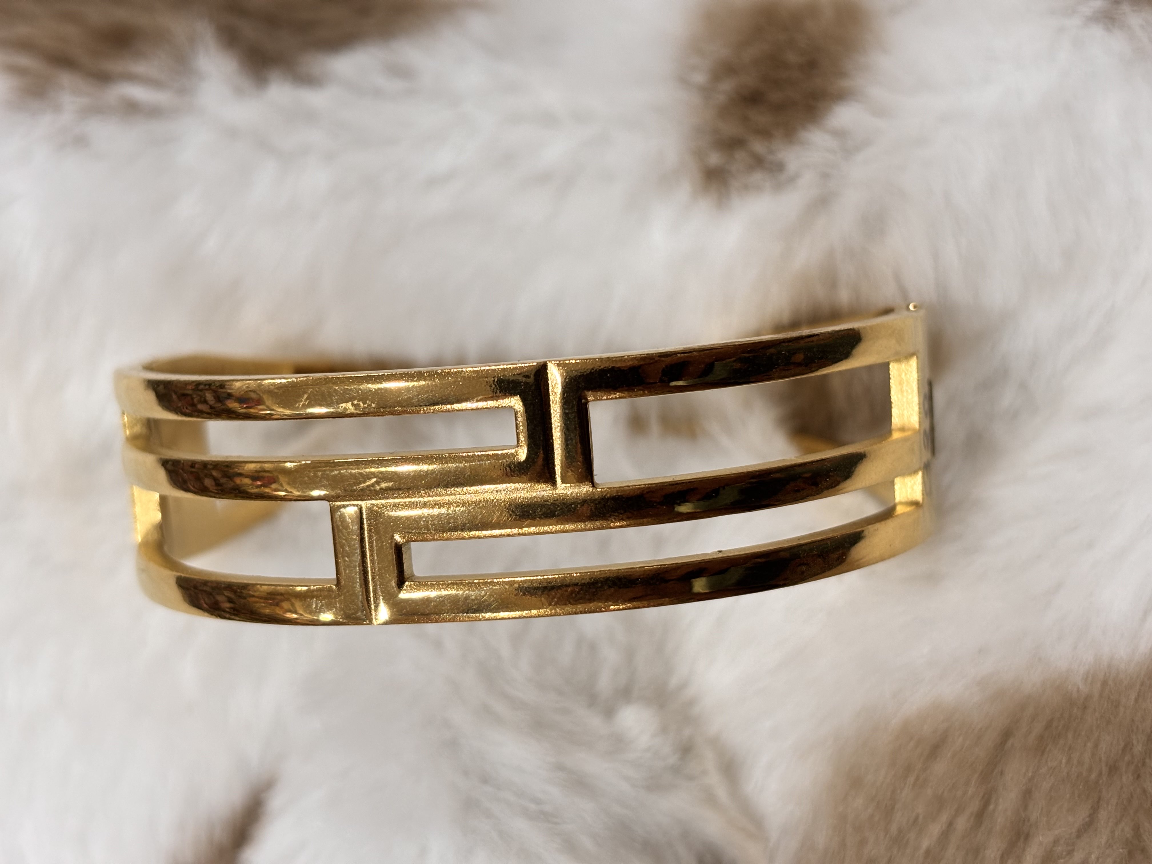 Plain kada