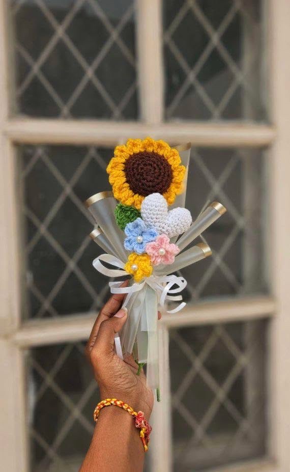 Mini sunfower heart bouquet