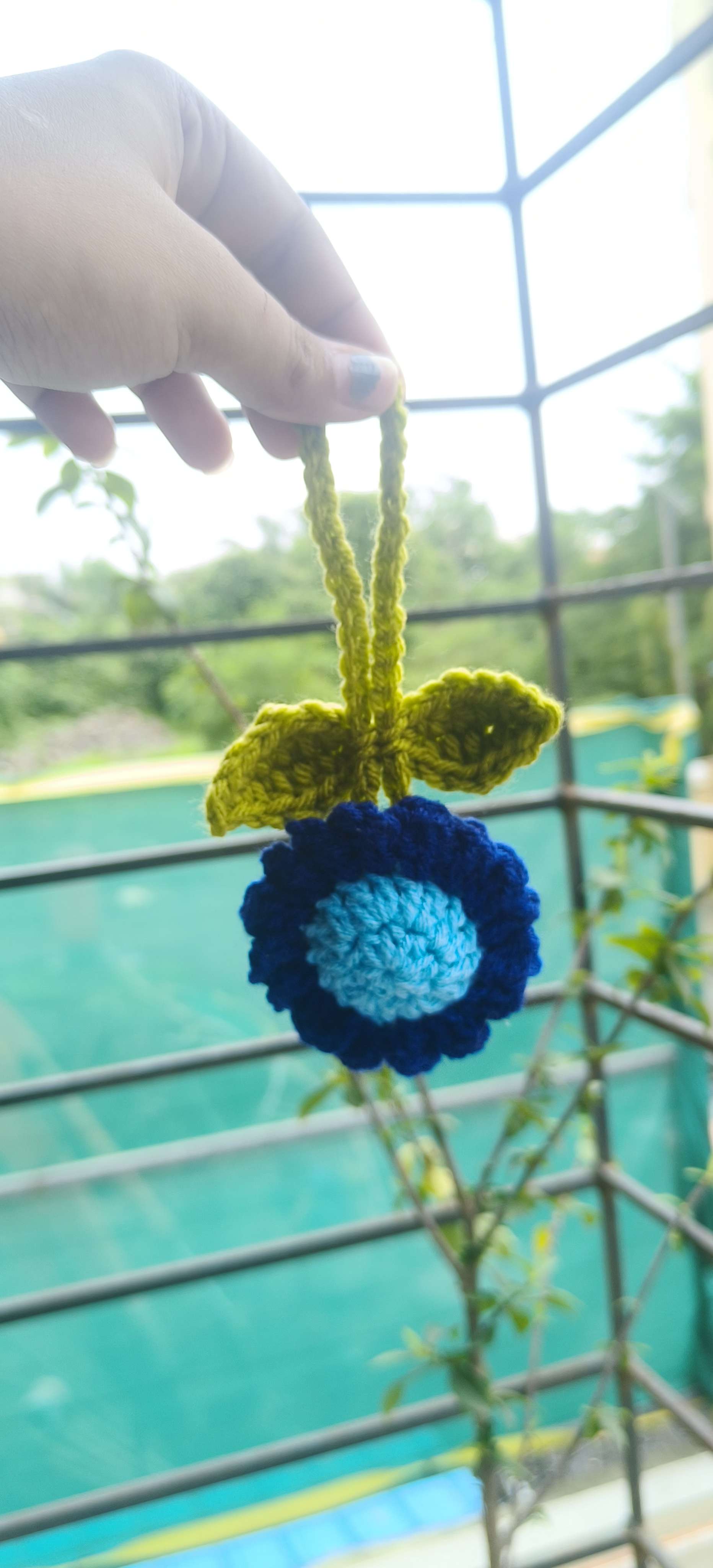 Daisy Viral Hair Tie image 5