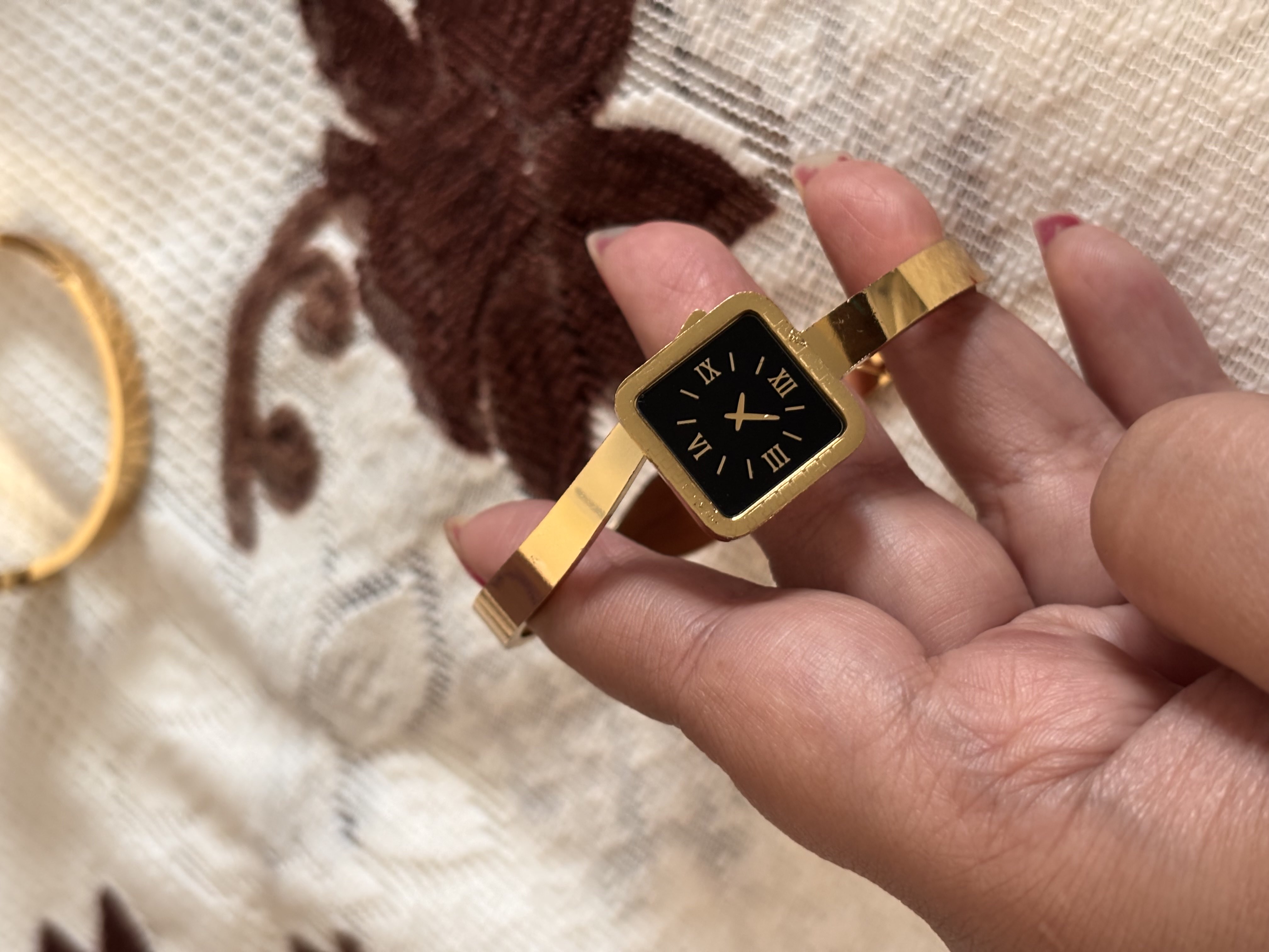 Square watch kada