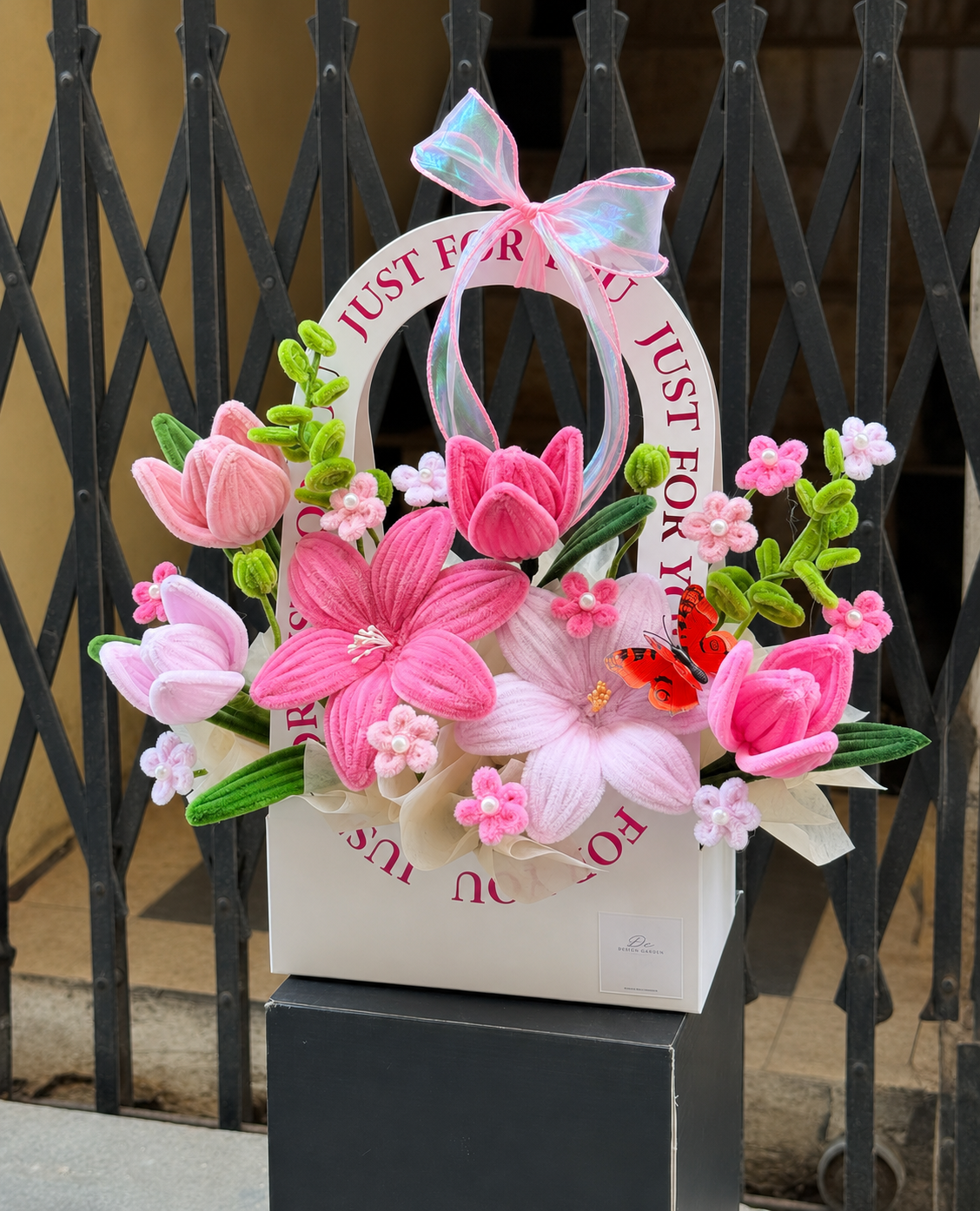 Flower vases