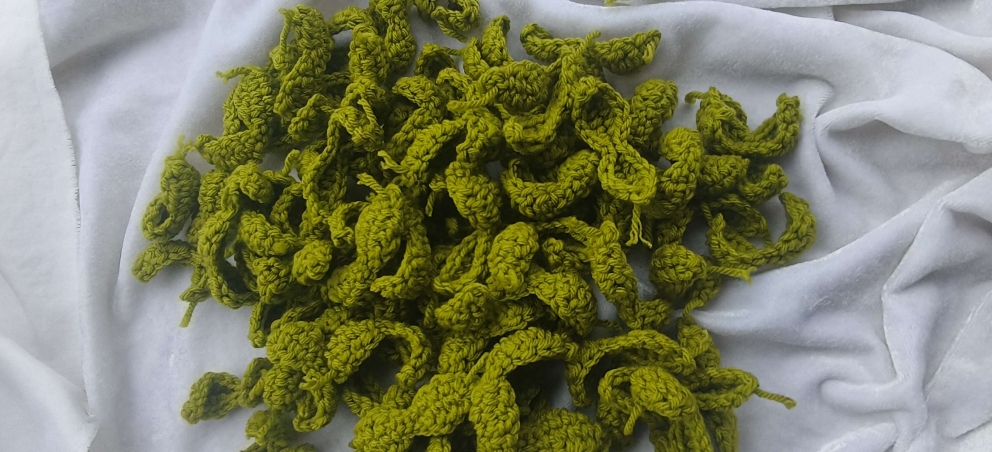 Double Leaves (50 pcs) image 2