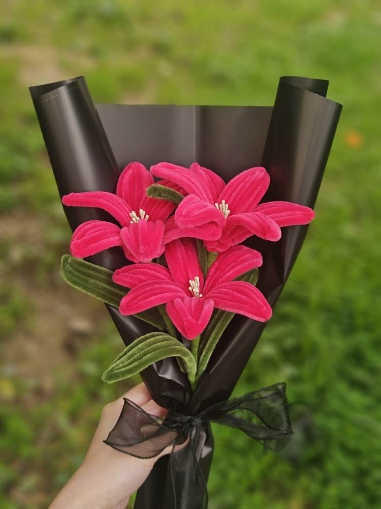 Red Love Trio ❤️🌹