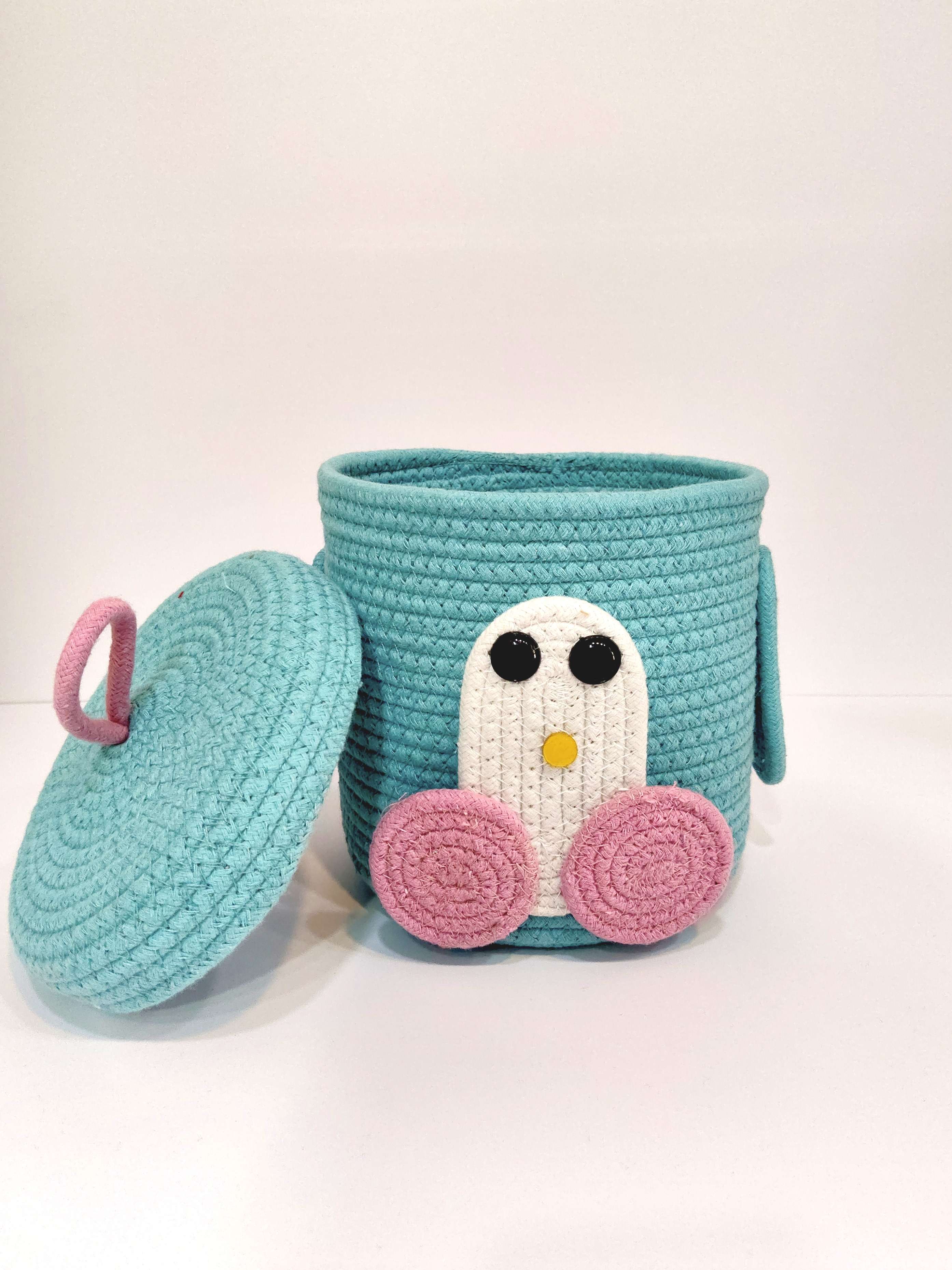 Penguin Basket