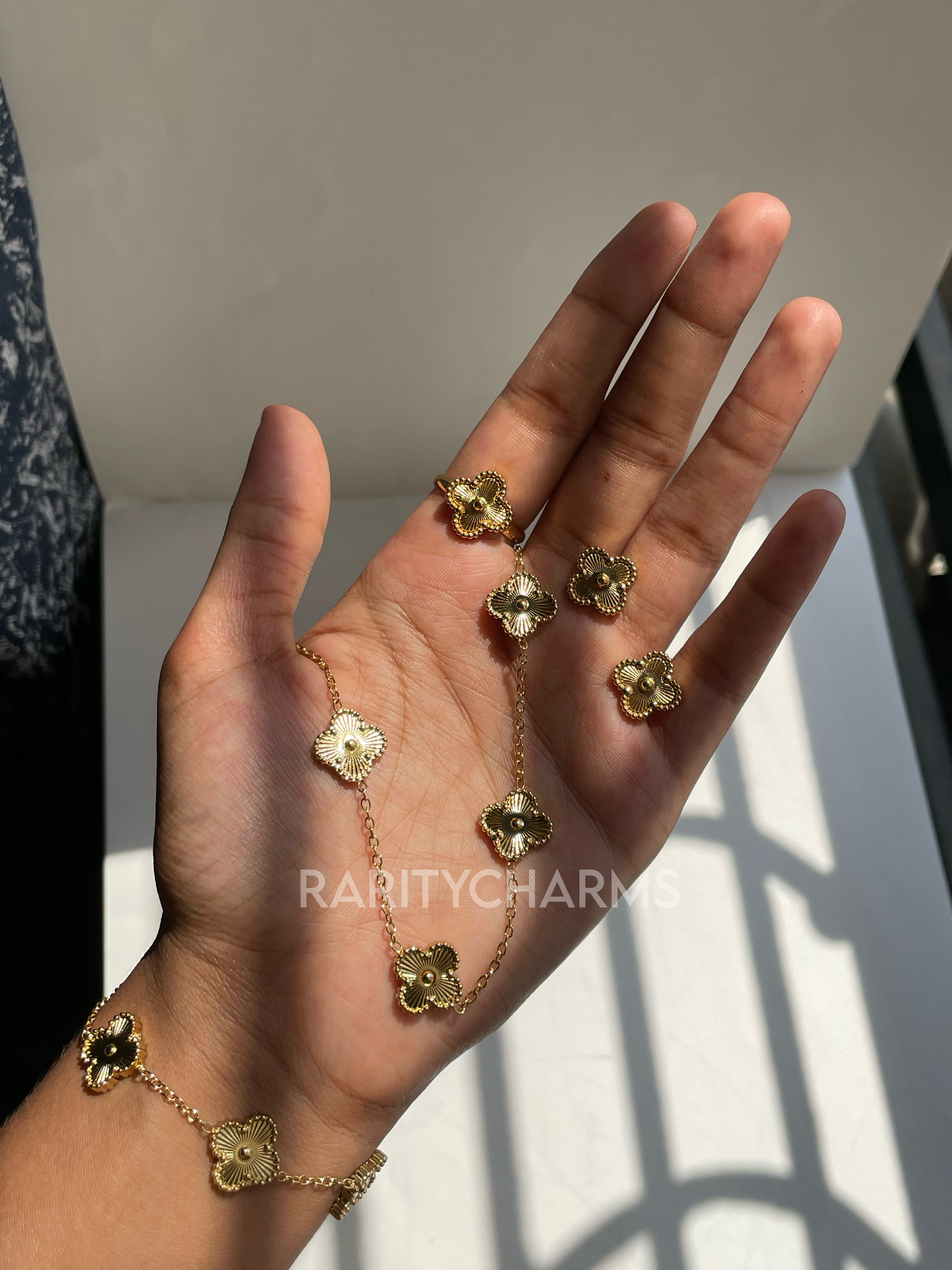 Golden clover combo