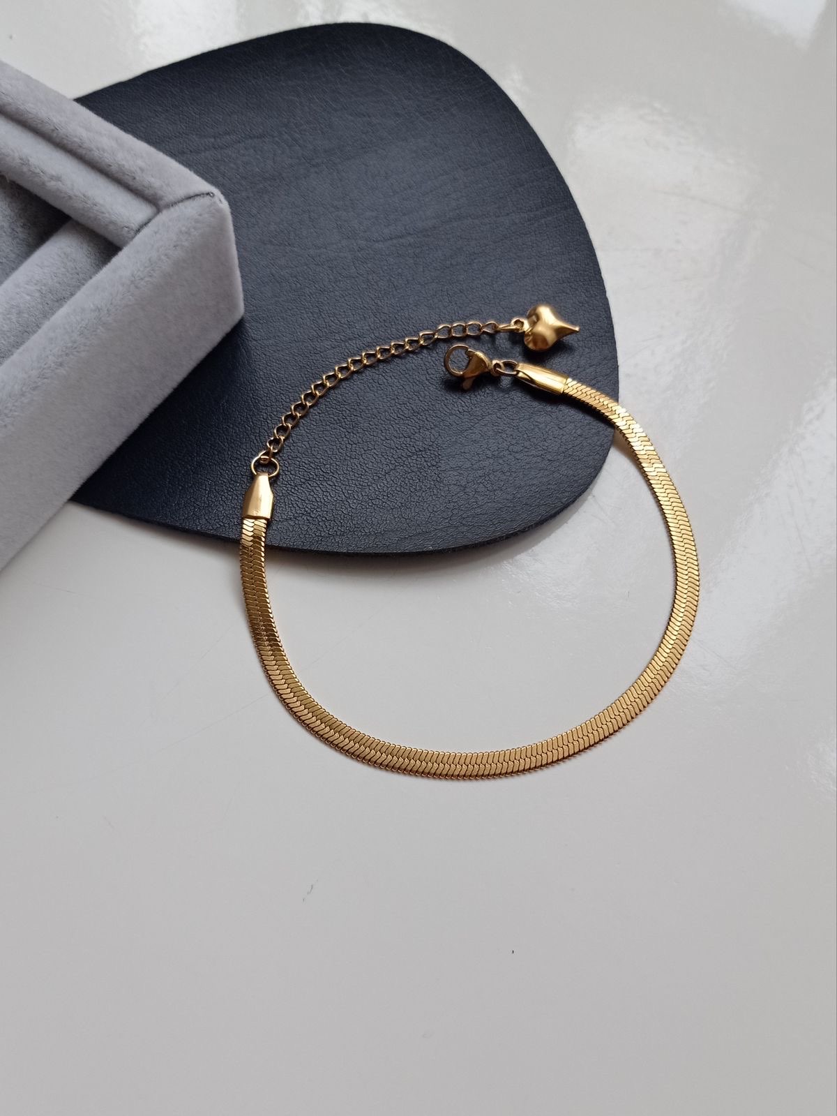 Snake bracelet