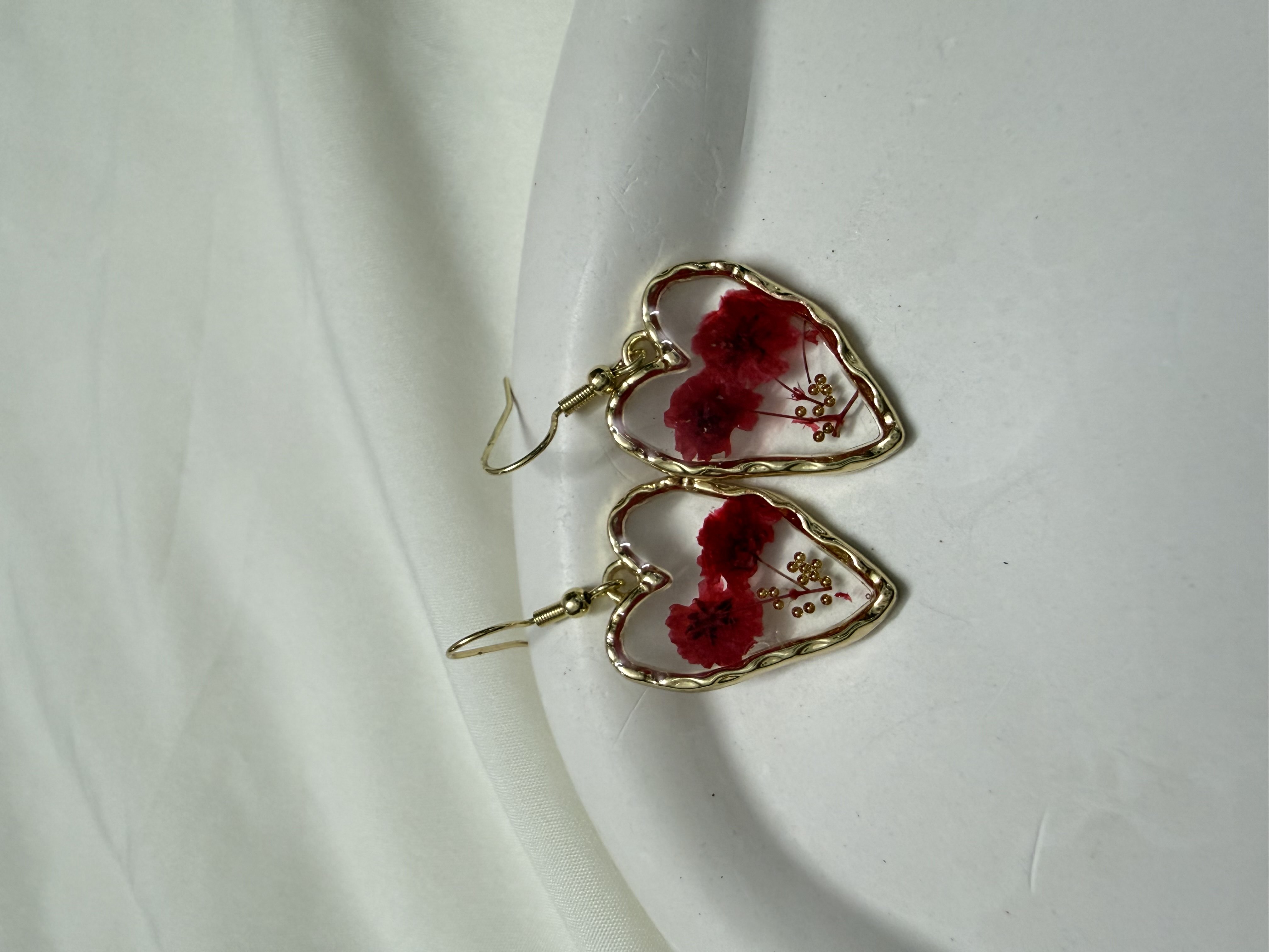 Red flower resin earrings