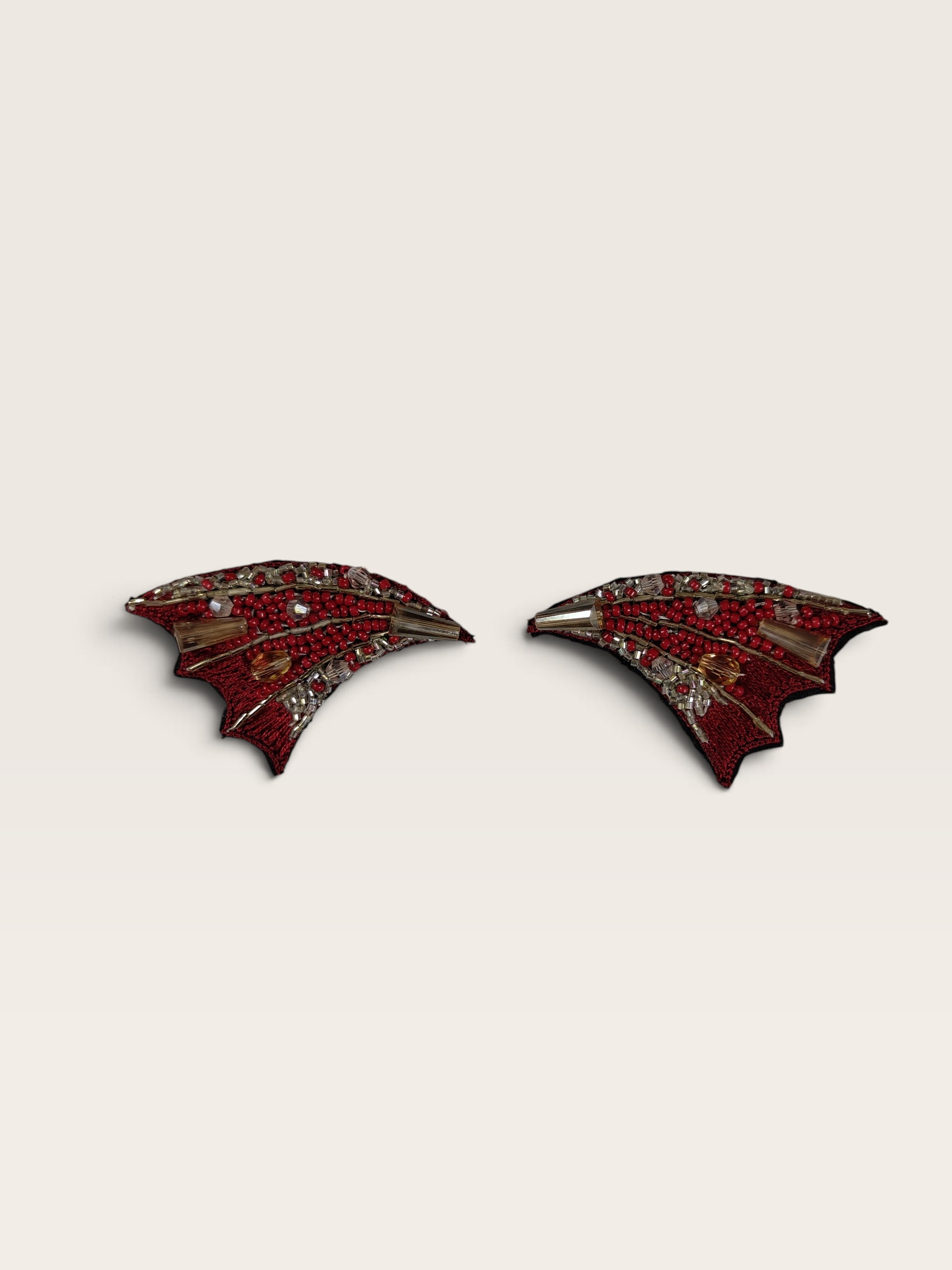 Red wing shaped hair clip