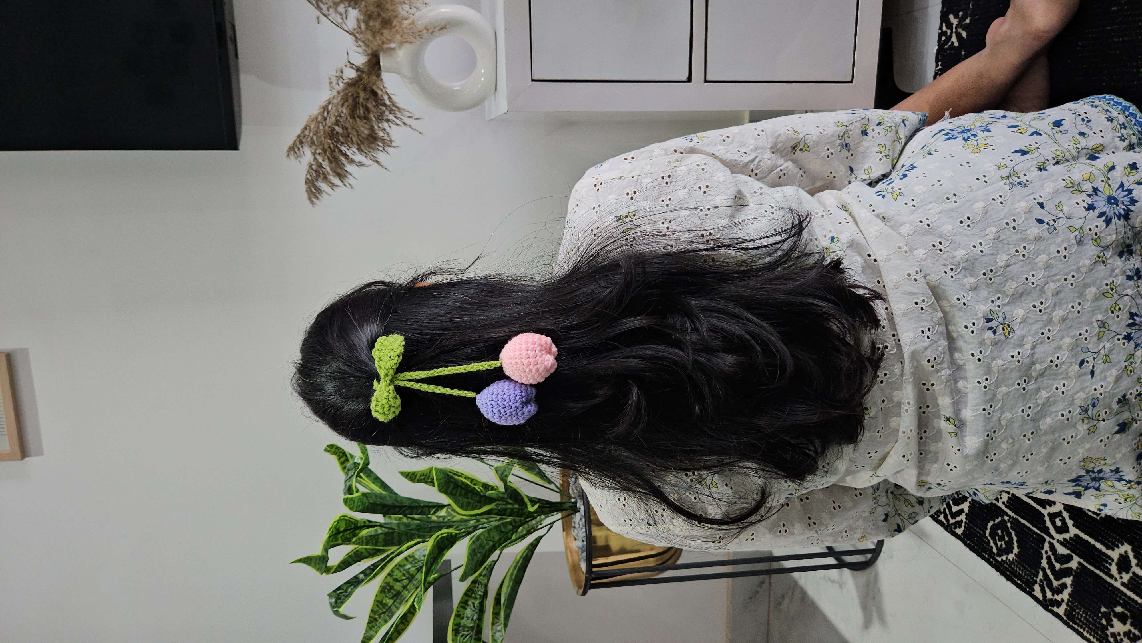 Tulip hair tie