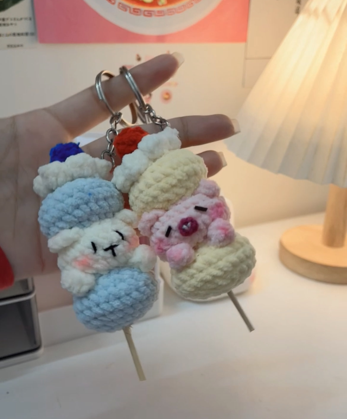Dango keychain image 2