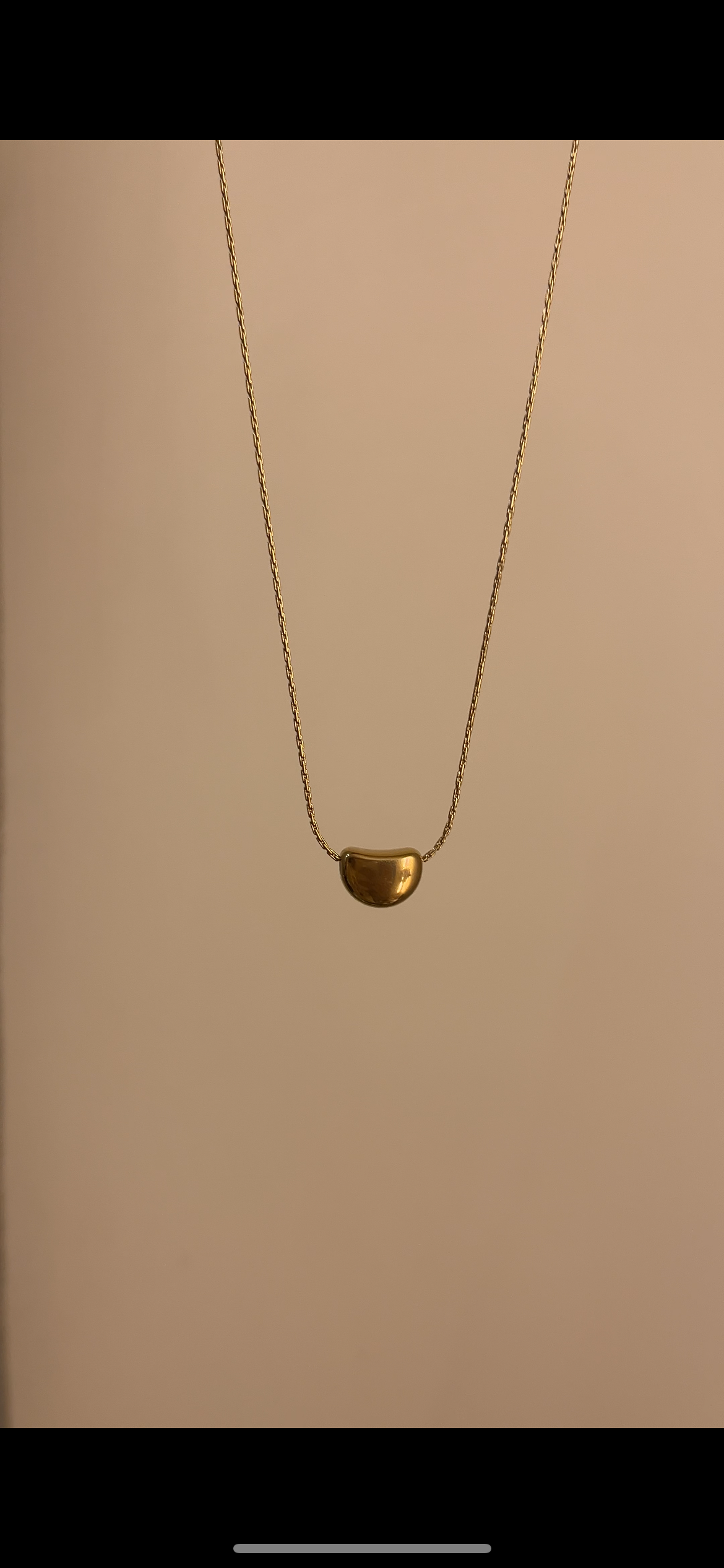 Selina (gold)